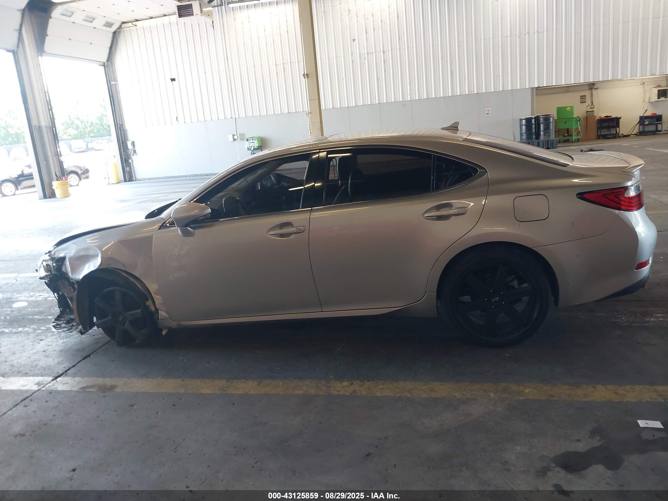 2014 Lexus Es 350   Silver vin: JTHBK1GG4E2094258
