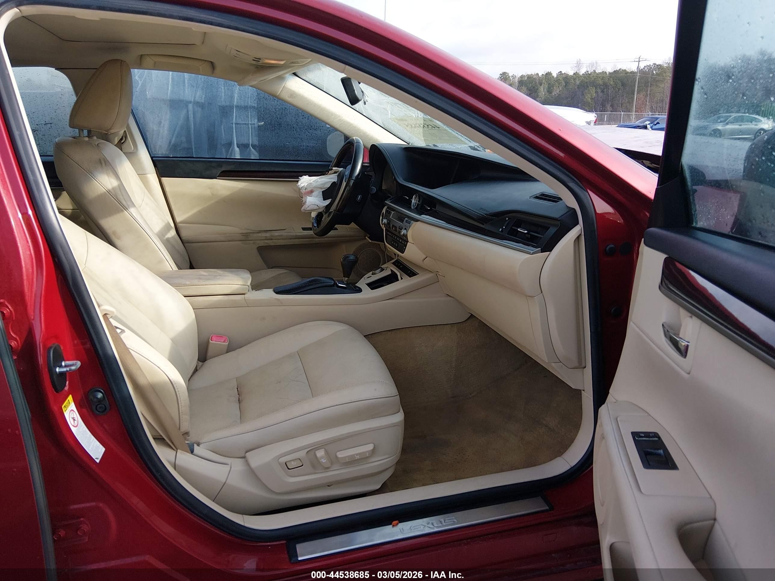 2014 Lexus Es 350   Red vin: JTHBK1GG4E2096446