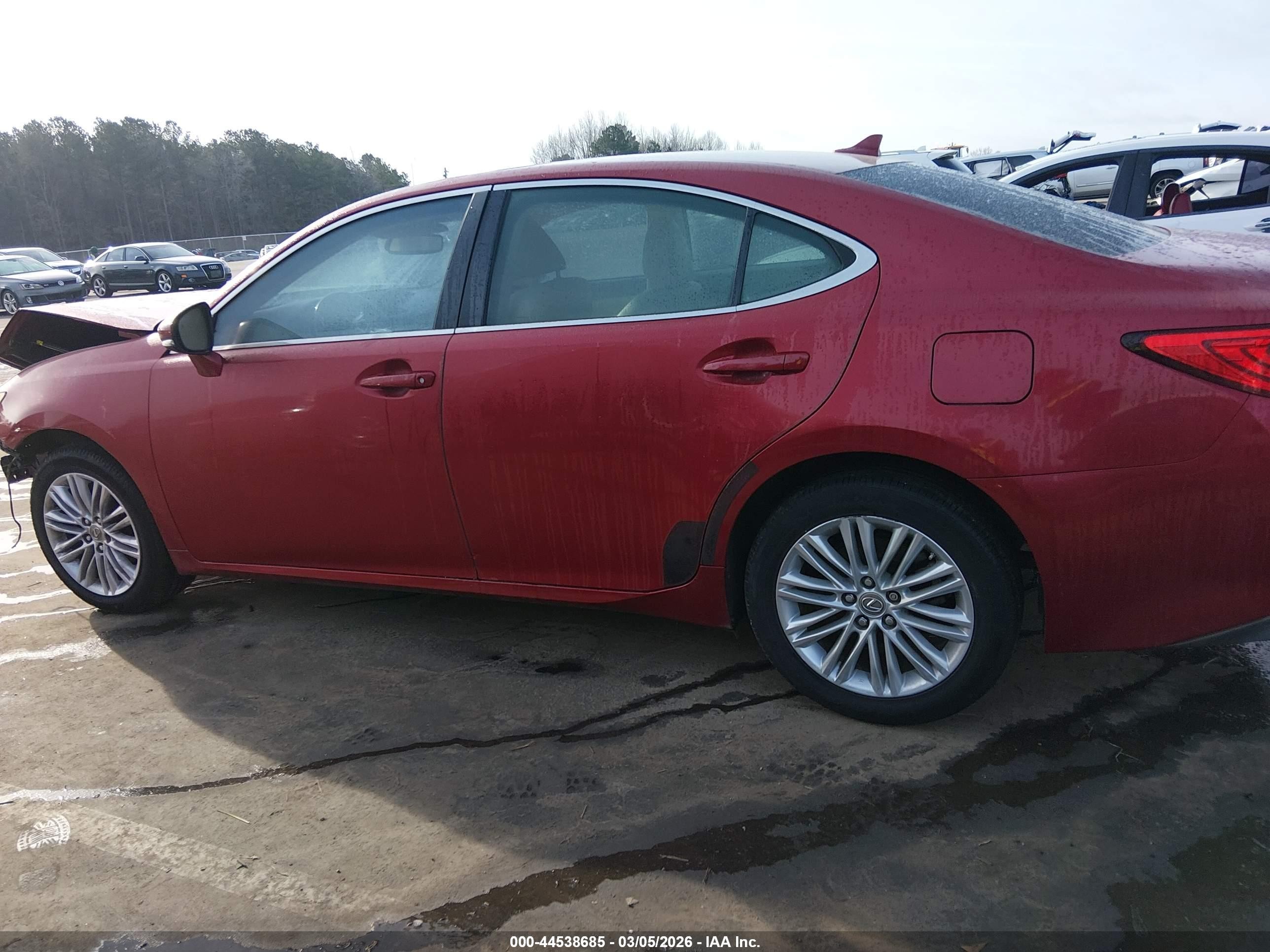 2014 Lexus Es 350   Red vin: JTHBK1GG4E2096446