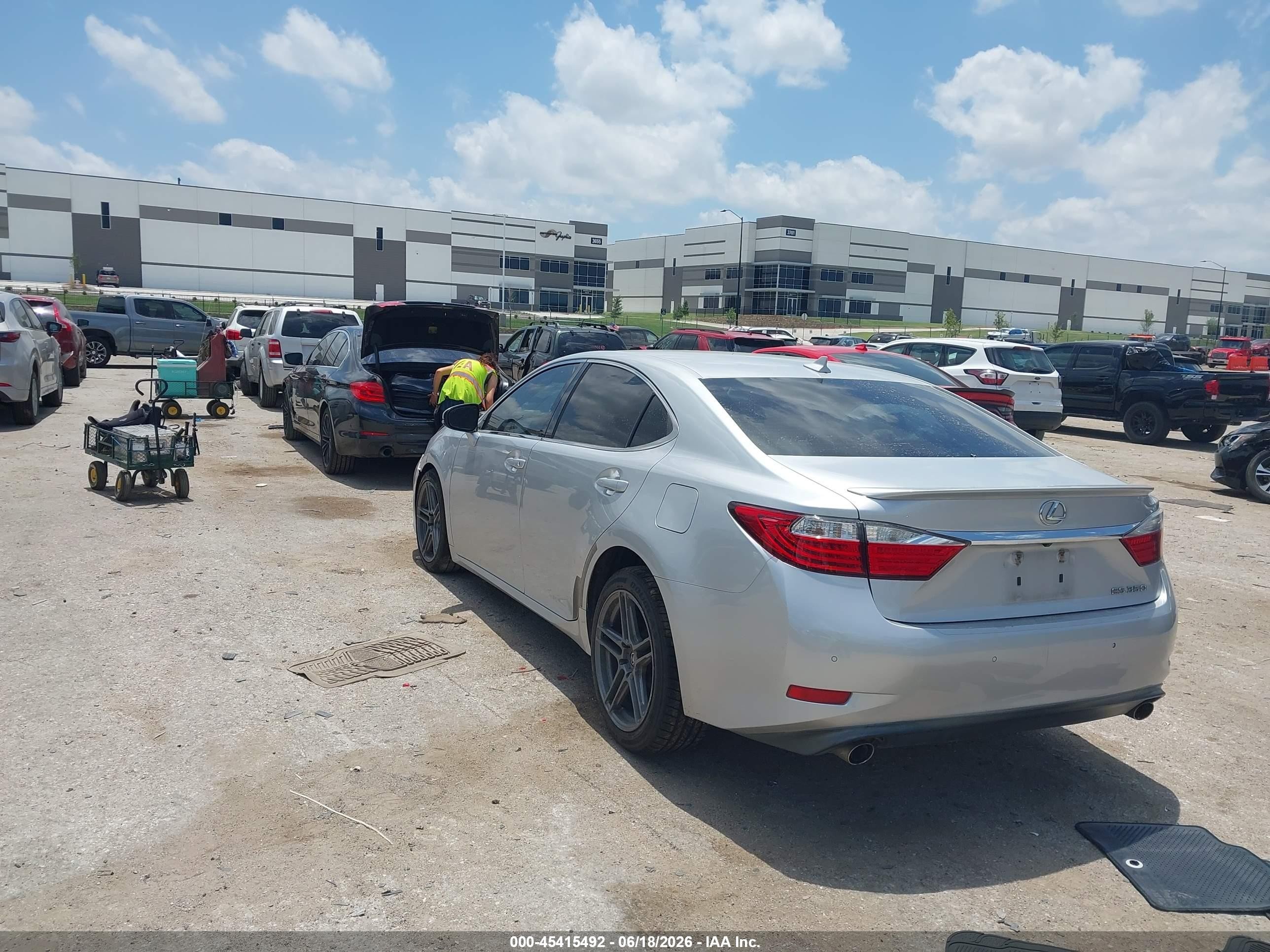 2014 Lexus Es 350   Silver vin: JTHBK1GG4E2112869