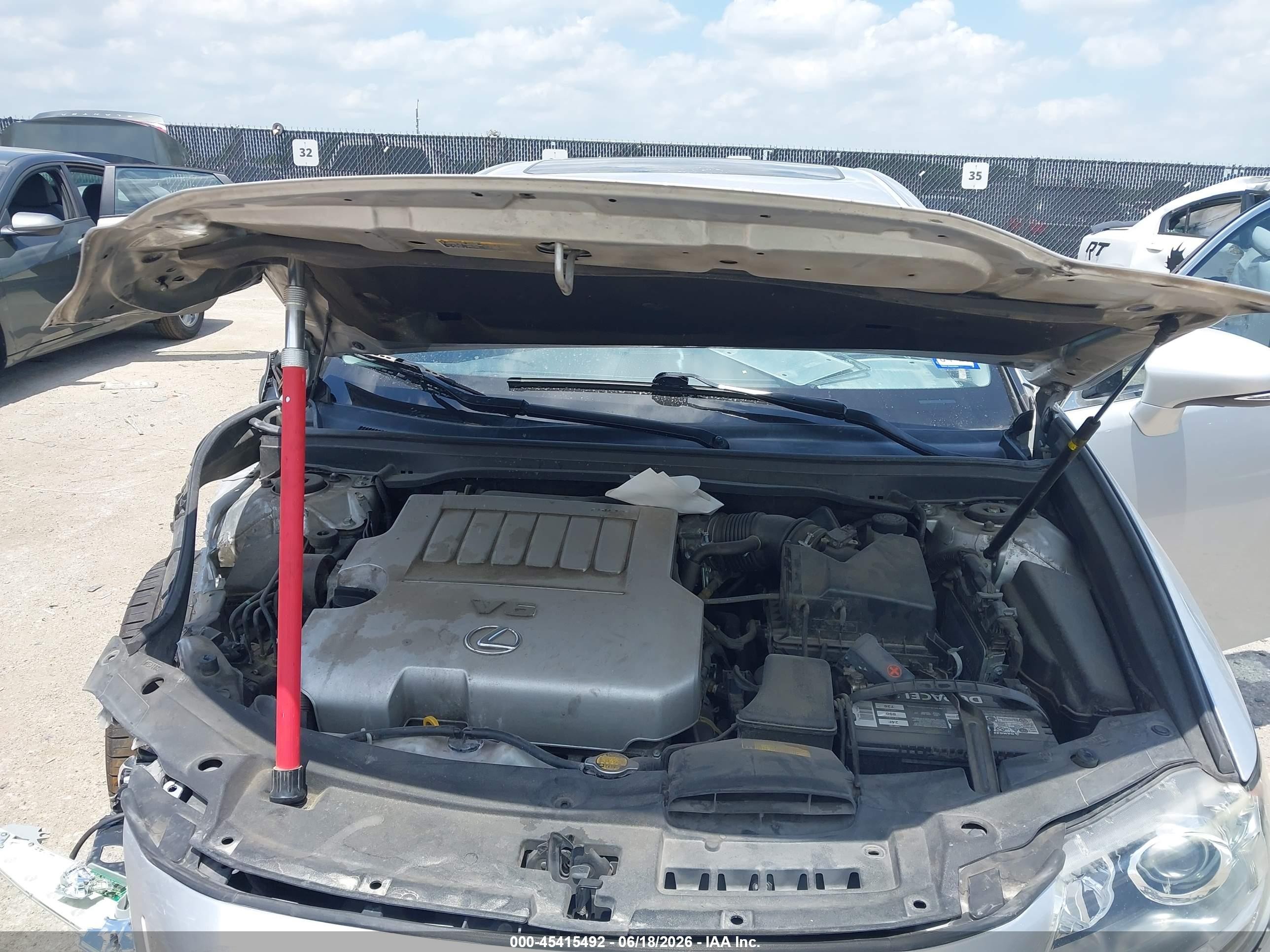 2014 Lexus Es 350   Silver vin: JTHBK1GG4E2112869