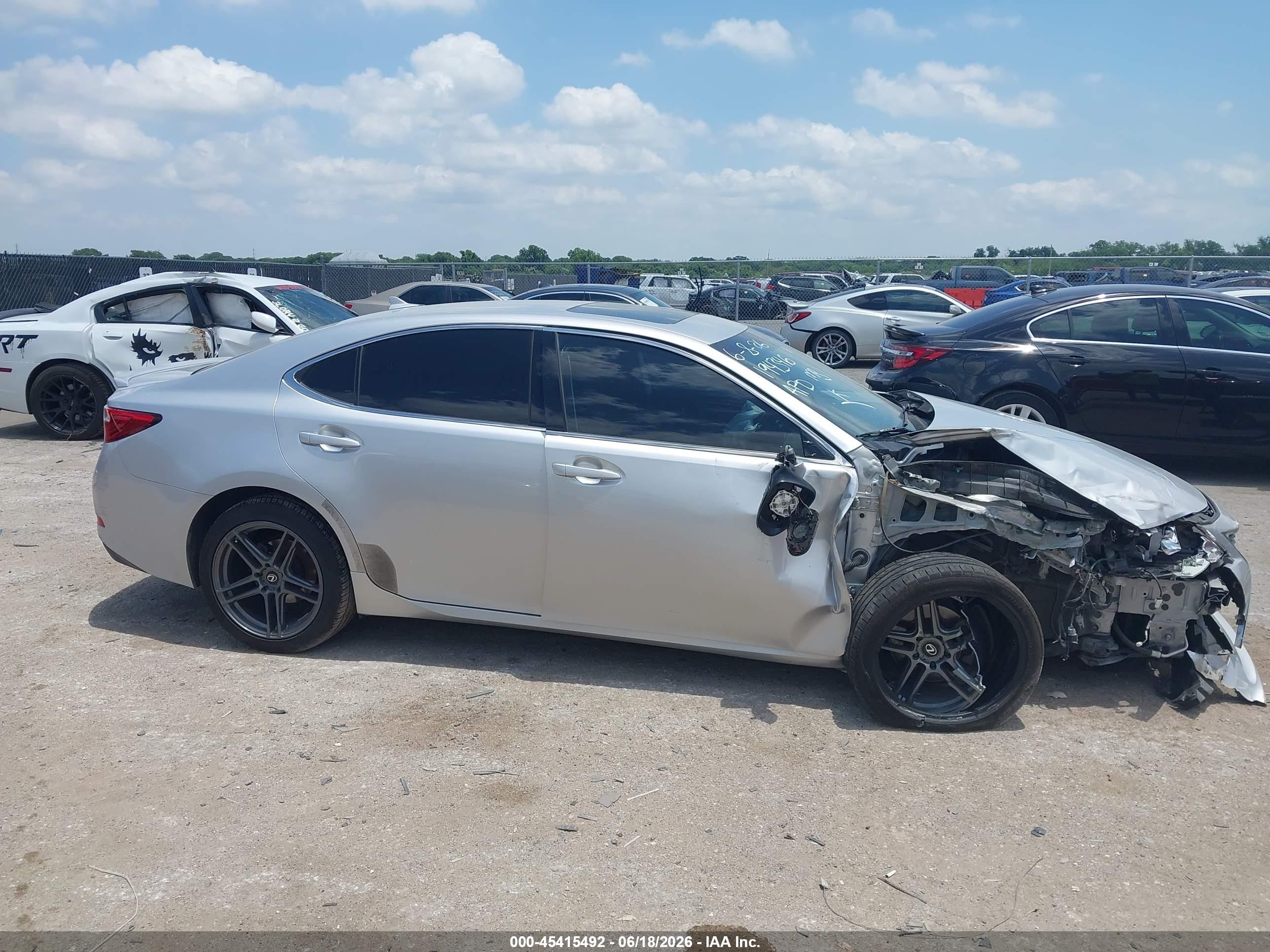 2014 Lexus Es 350   Silver vin: JTHBK1GG4E2112869
