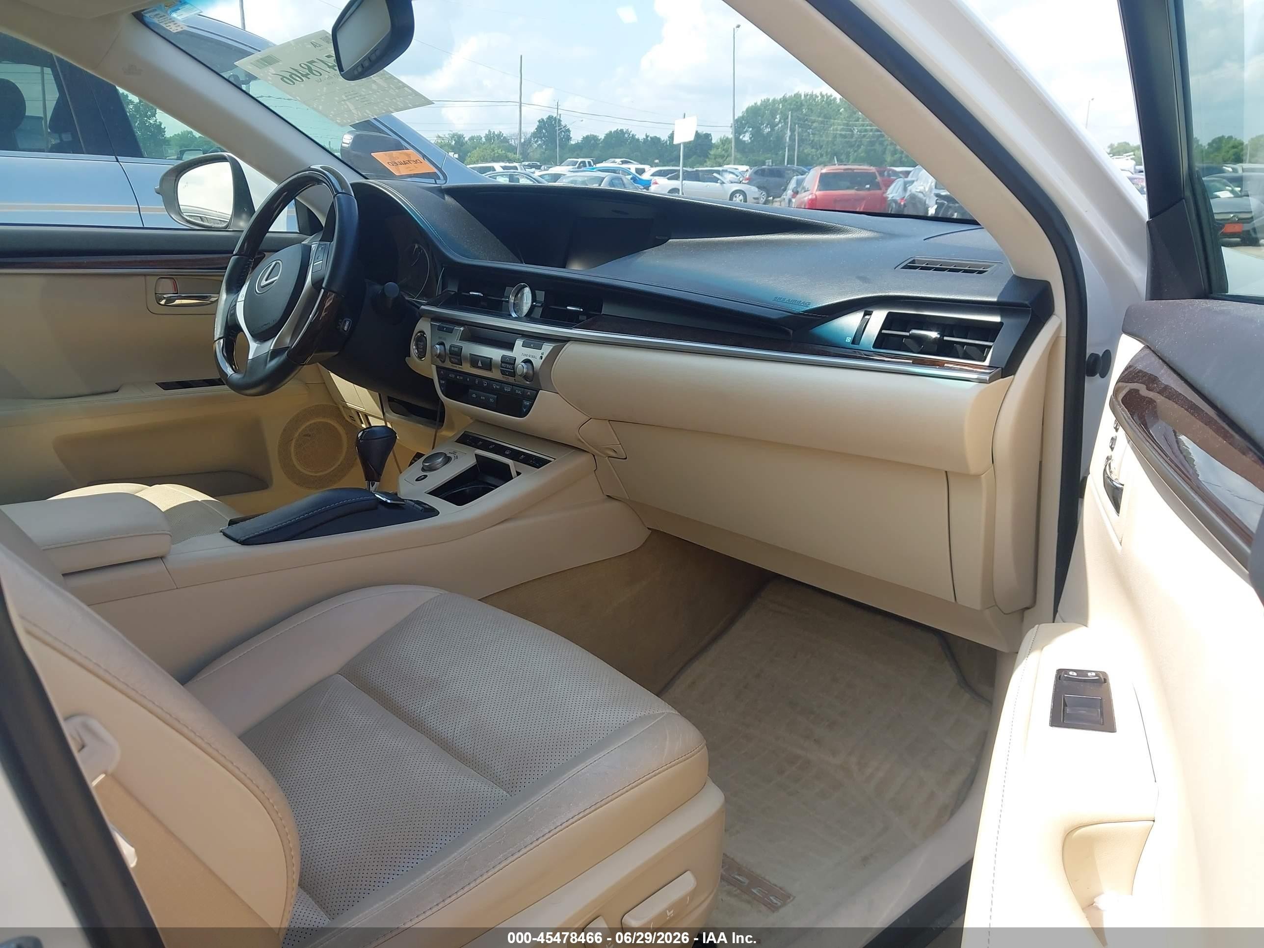 2014 Lexus Es 350   White vin: JTHBK1GG4E2119675