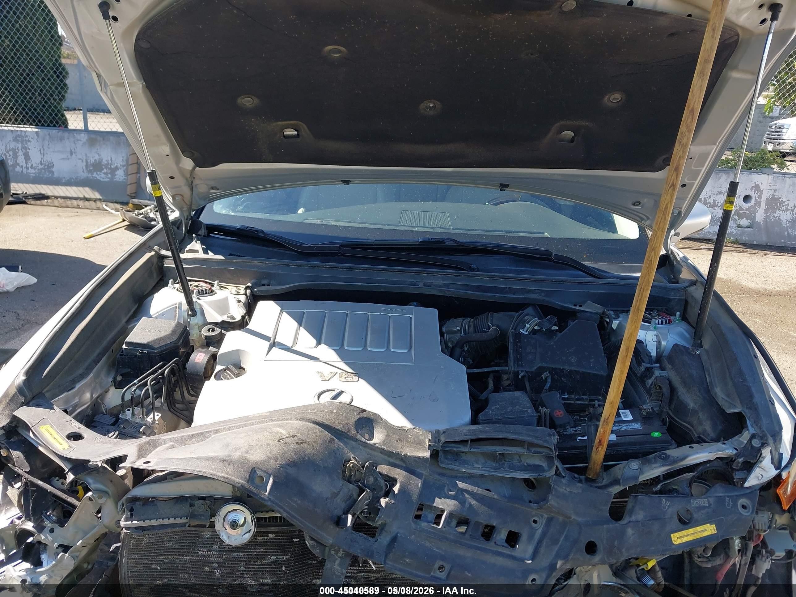 2014 Lexus Es 350   Silver vin: JTHBK1GG4E2142583