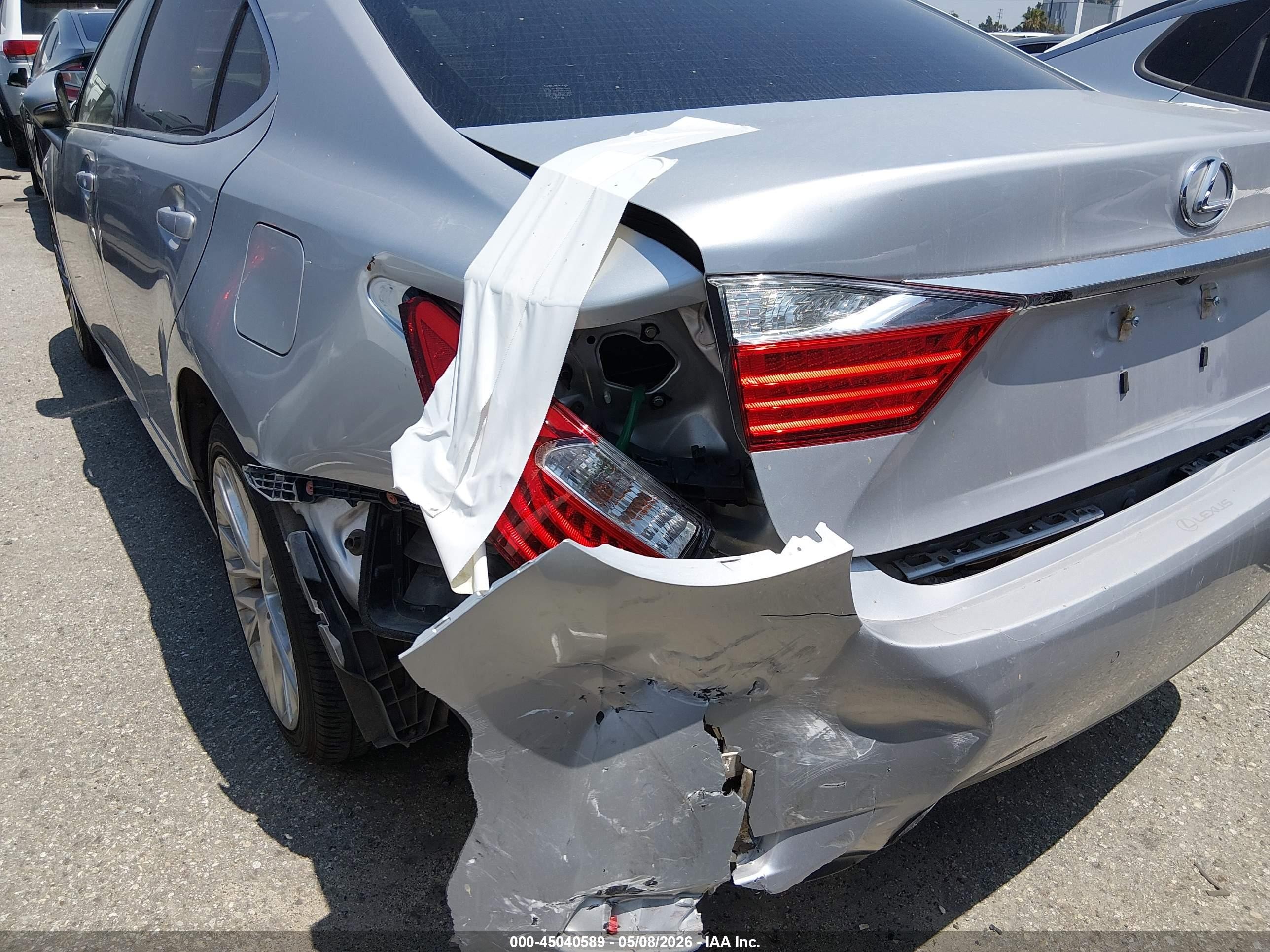 2014 Lexus Es 350   Silver vin: JTHBK1GG4E2142583