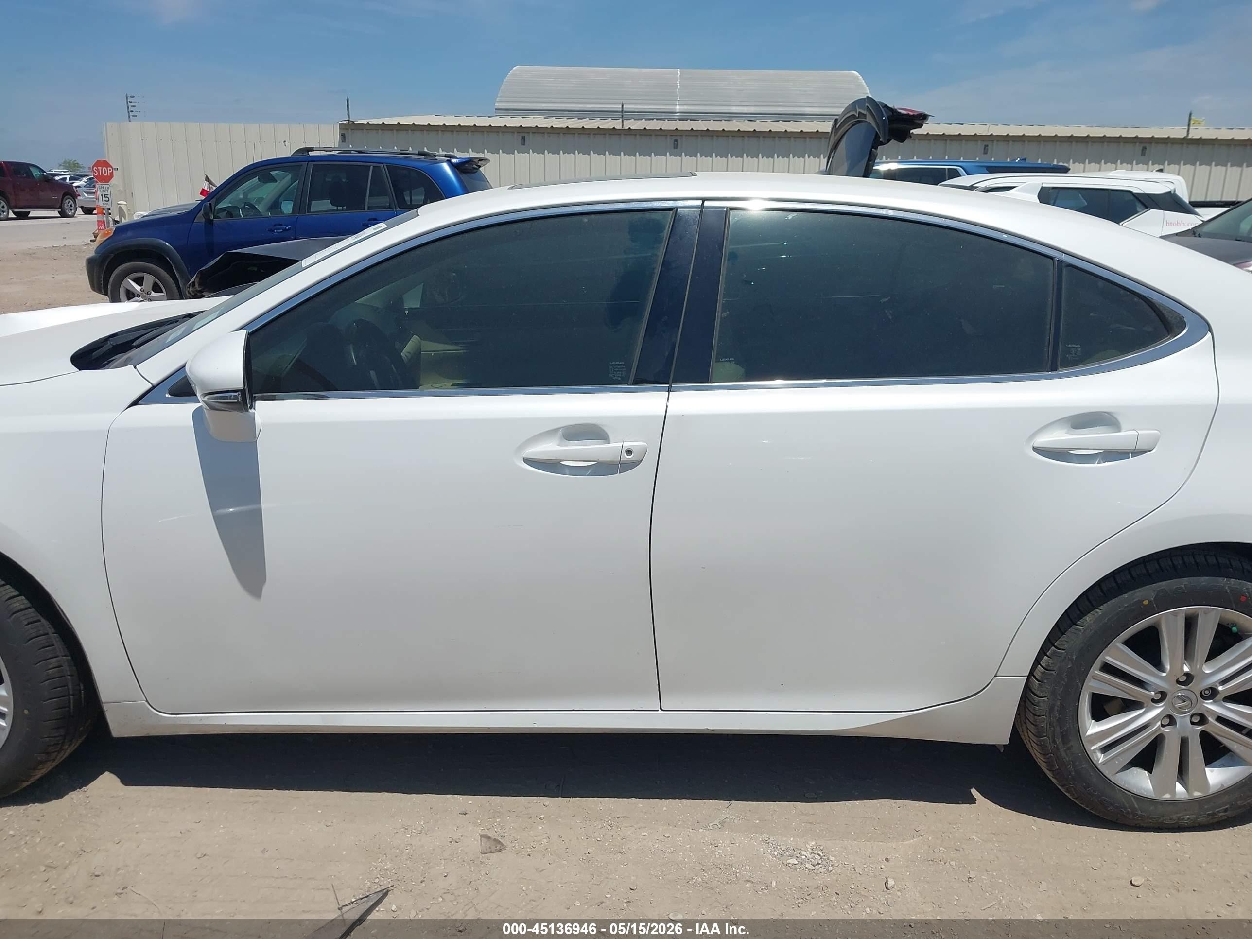 2014 Lexus Es 350   White vin: JTHBK1GG4E2144883