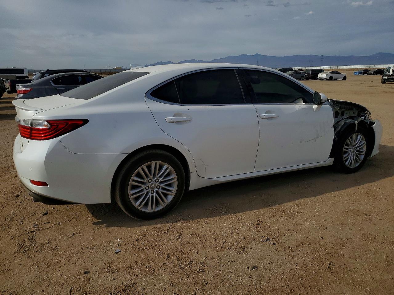 2015 Lexus Es 350 White vin: JTHBK1GG4F2170028