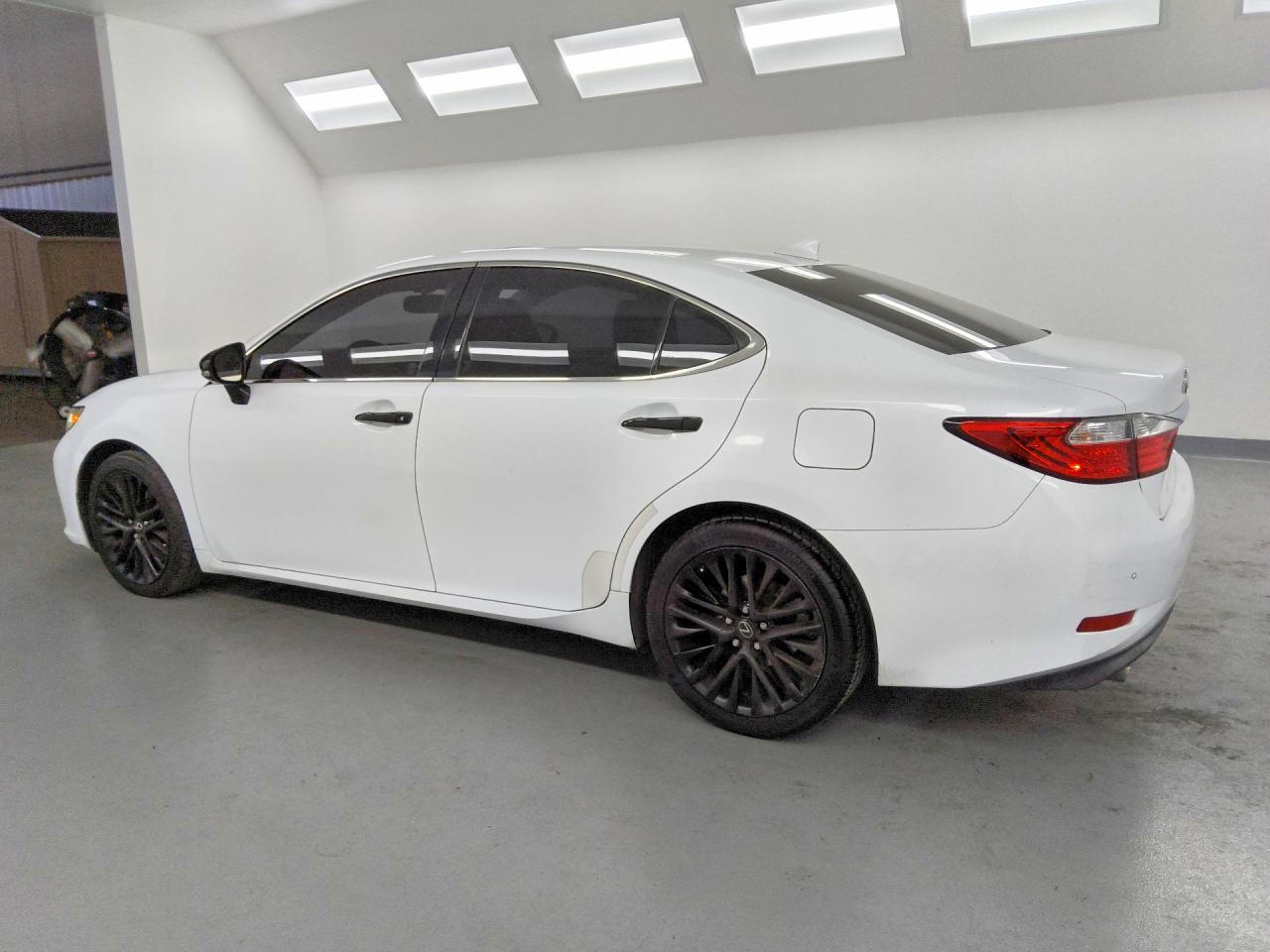 2015 Lexus Es 350 White vin: JTHBK1GG4F2175567