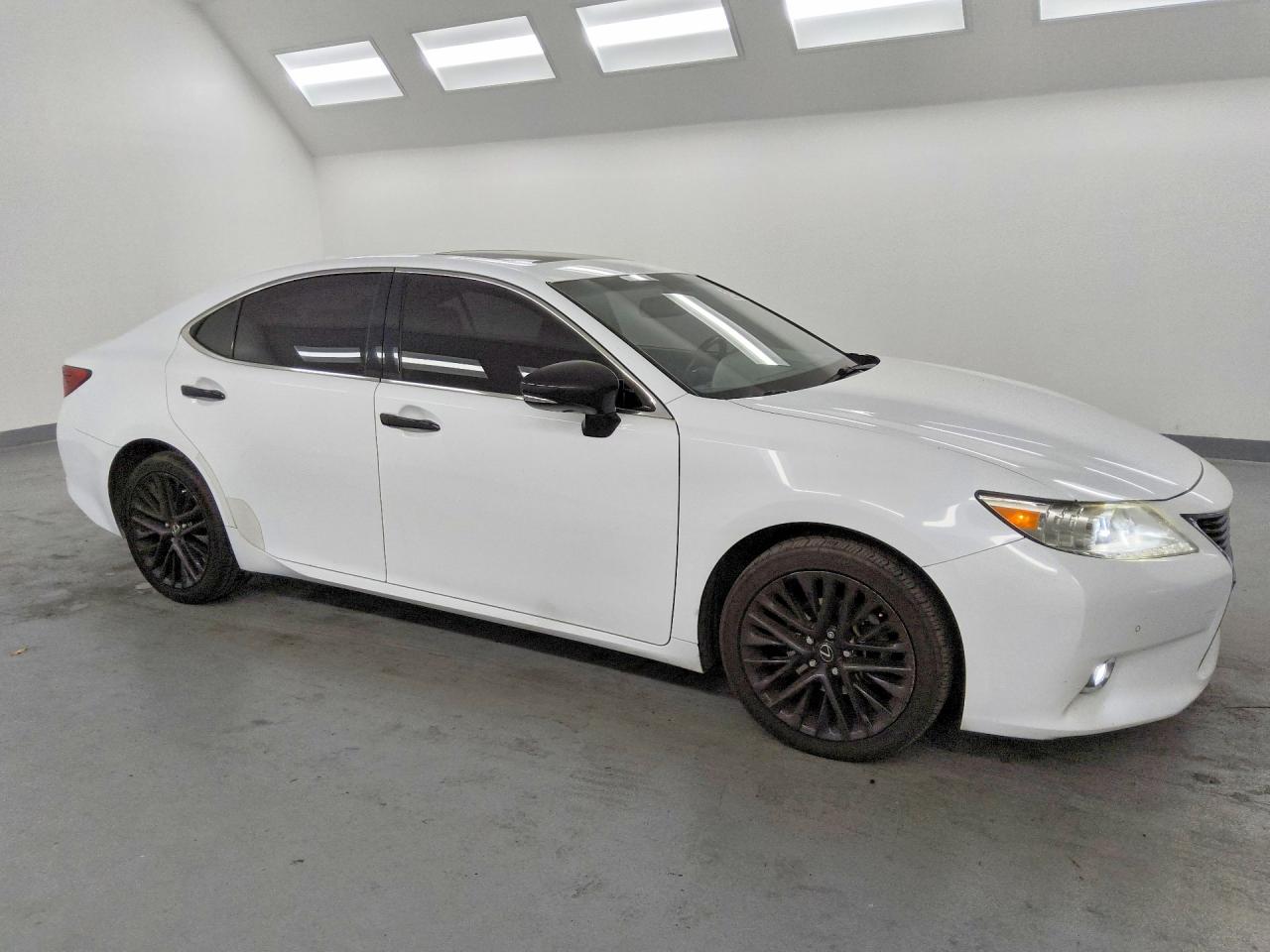 2015 Lexus Es 350 White vin: JTHBK1GG4F2175567