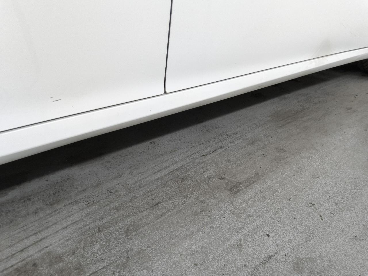 2015 Lexus Es 350 White vin: JTHBK1GG4F2175567 Damage: Right Rocker Panel Molding, Multiple Scratches Heavy, 3