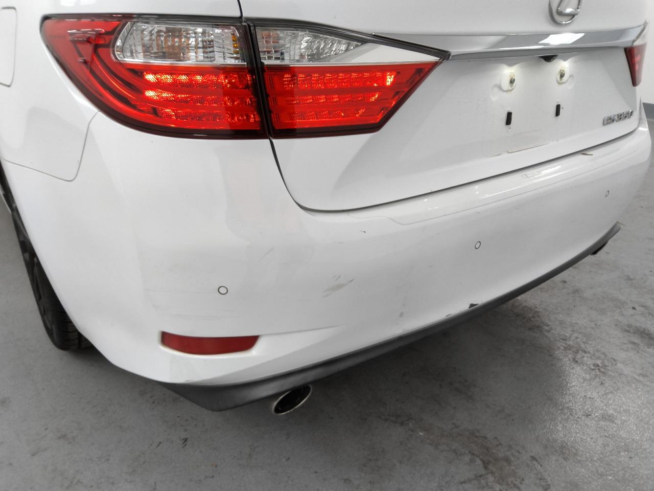 2015 Lexus Es 350 White vin: JTHBK1GG4F2175567 Damage: Rear Bumper, Multiple Scratches Heavy, 7
