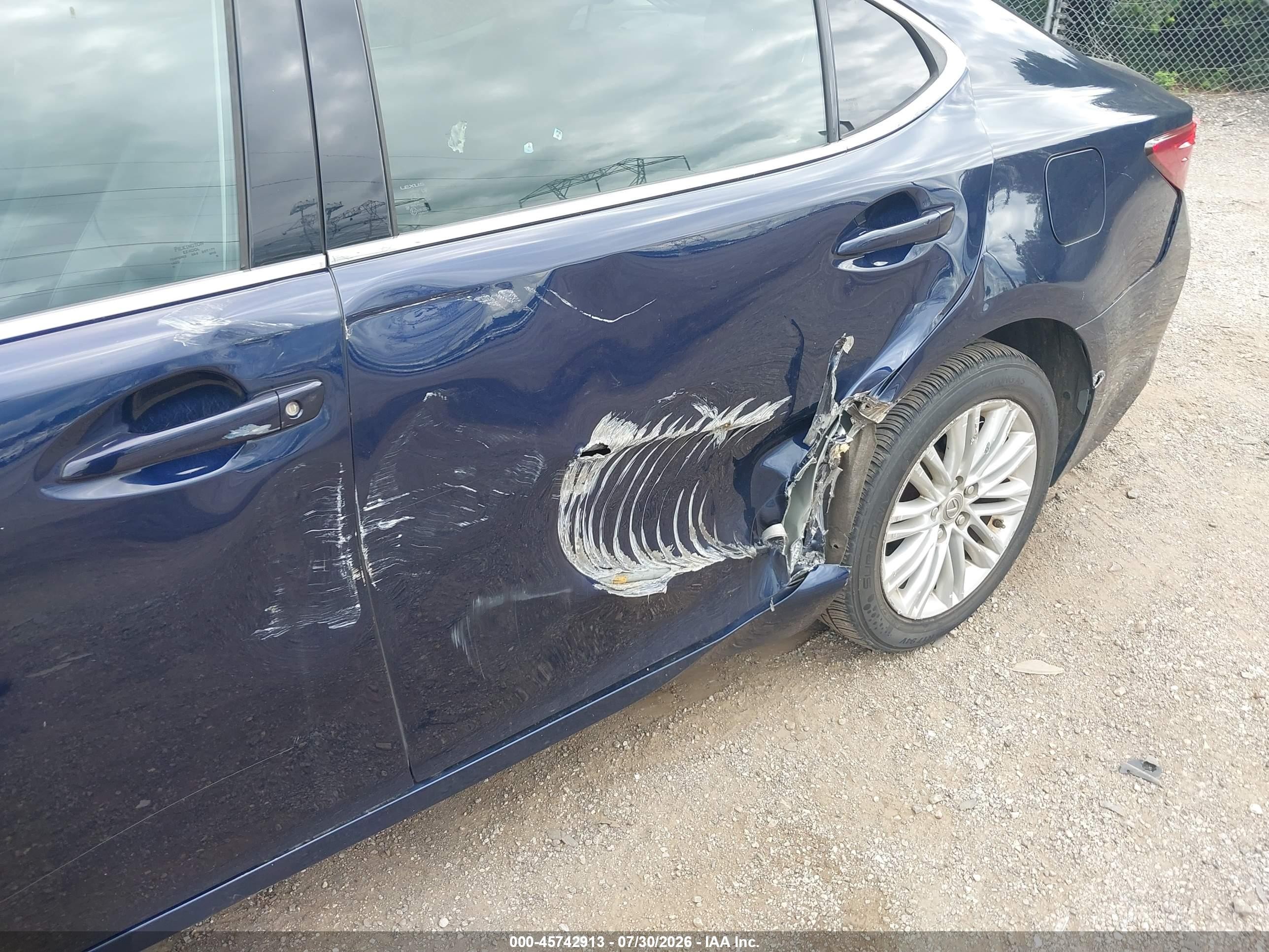 2013 Lexus Es 350   Blue vin: JTHBK1GG5D2005120