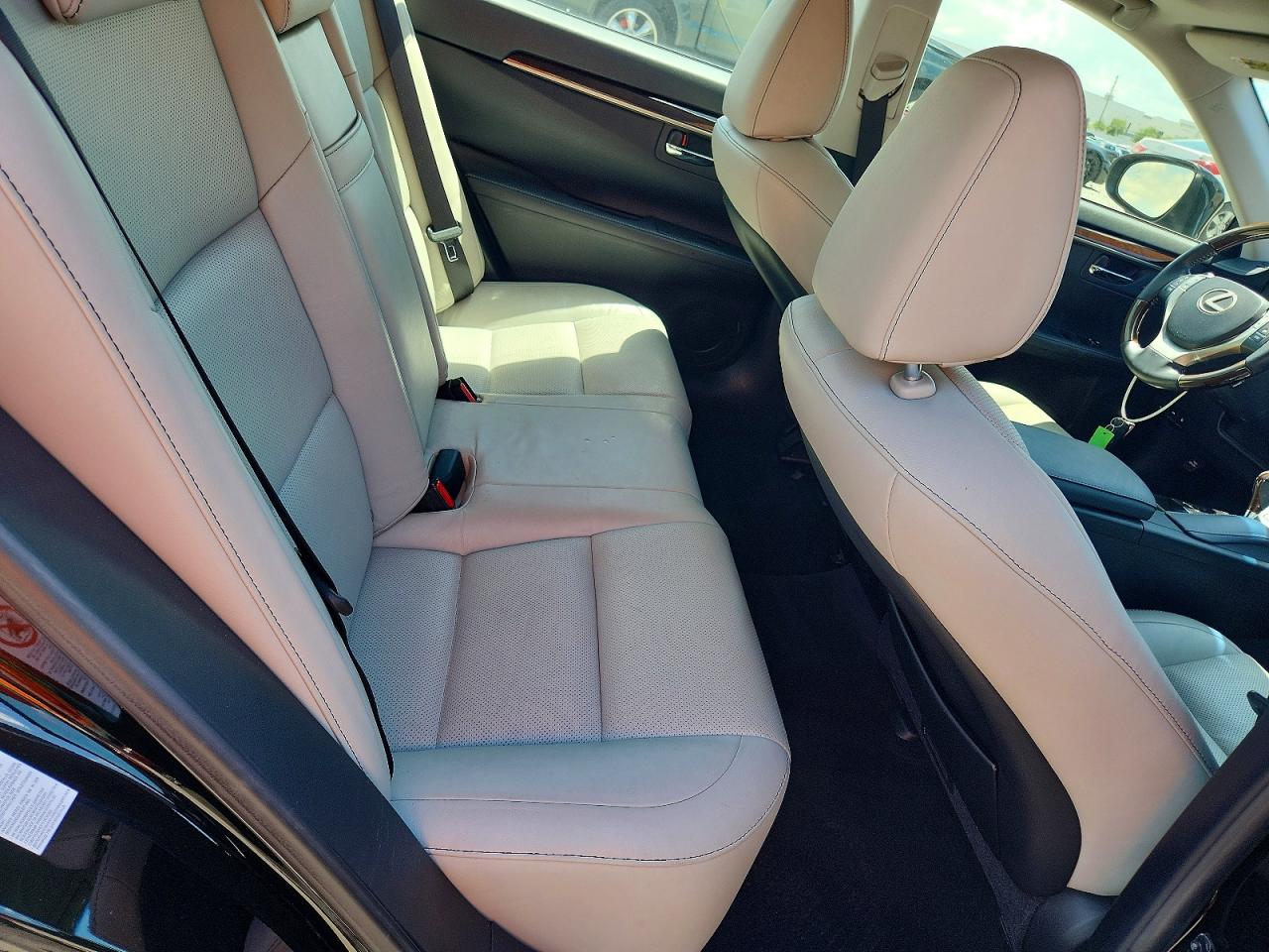 2013 Lexus Es 350 Black vin: JTHBK1GG5D2010821