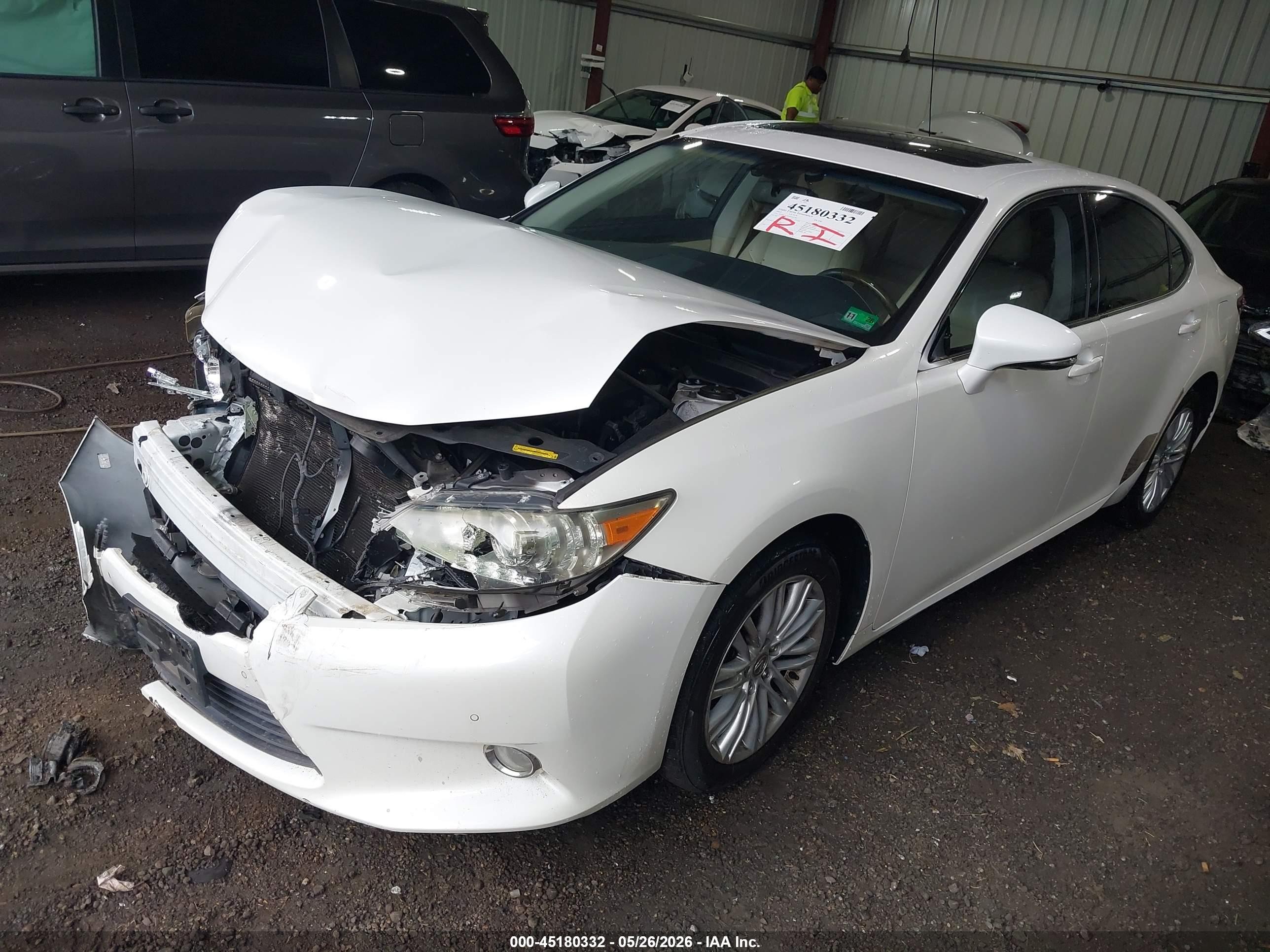 2013 Lexus Es 350 White vin: JTHBK1GG5D2043186