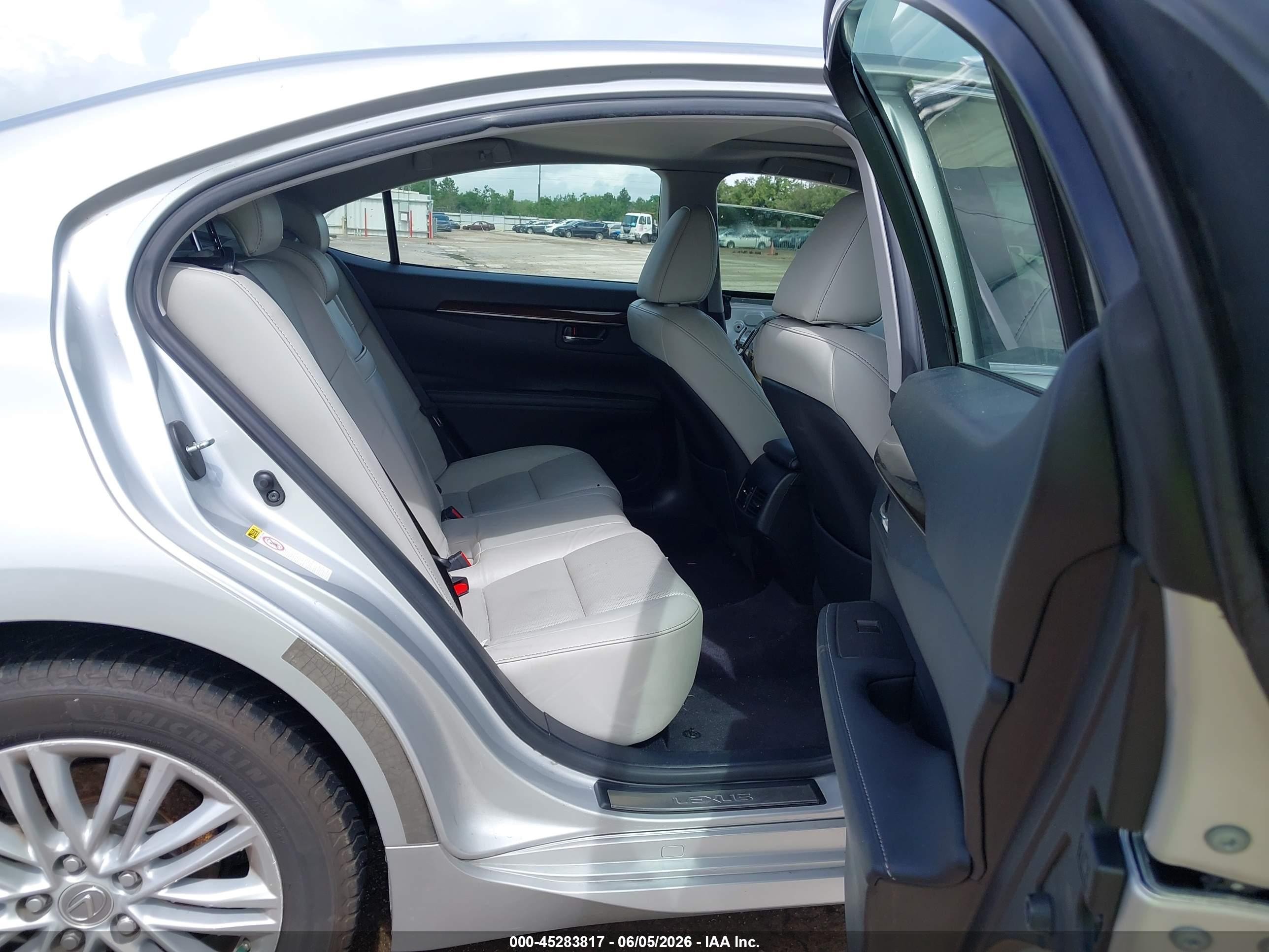 2013 Lexus Es 350   Silver vin: JTHBK1GG5D2068458
