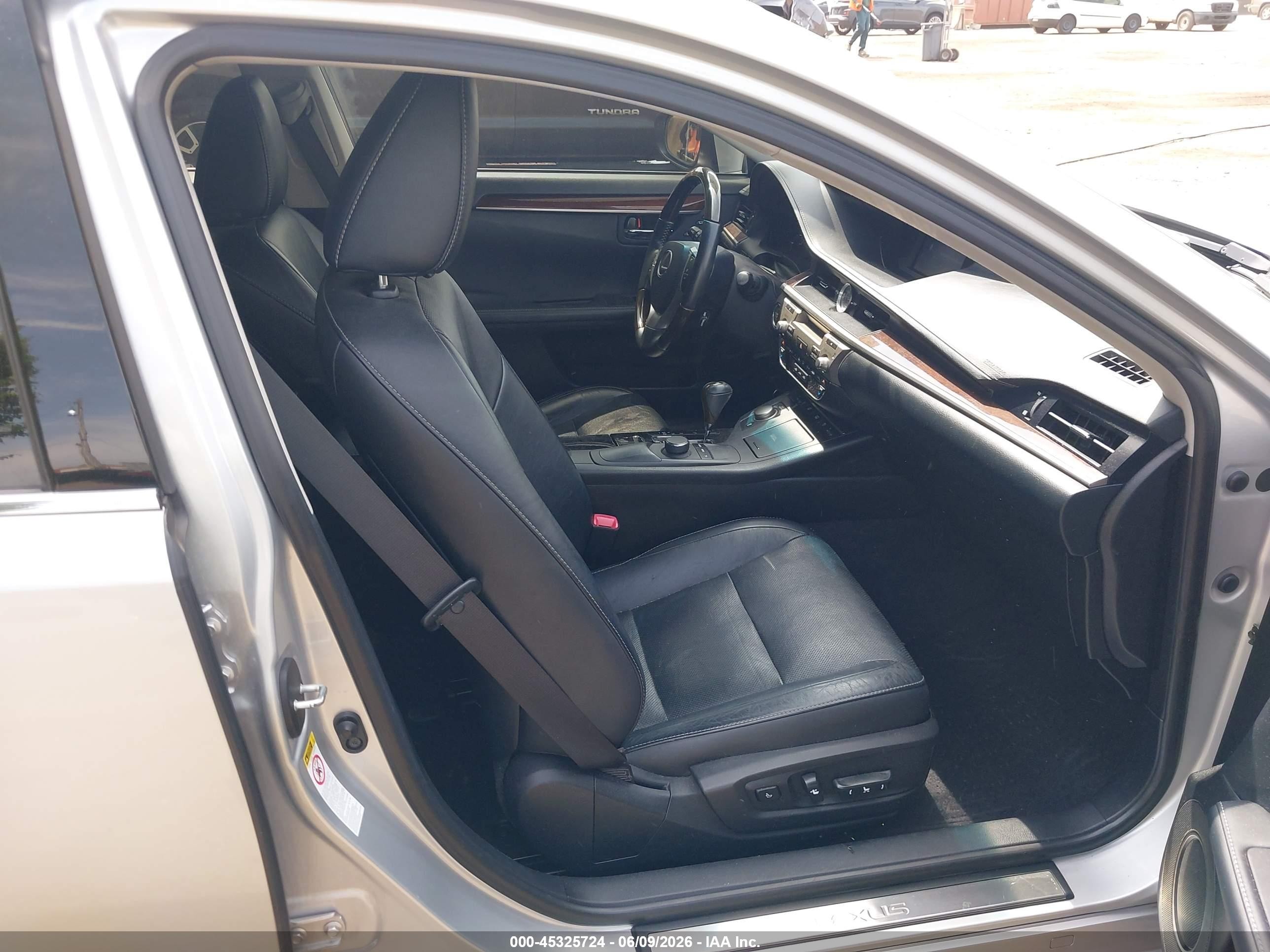 2013 Lexus Es 350   Silver vin: JTHBK1GG5D2077029