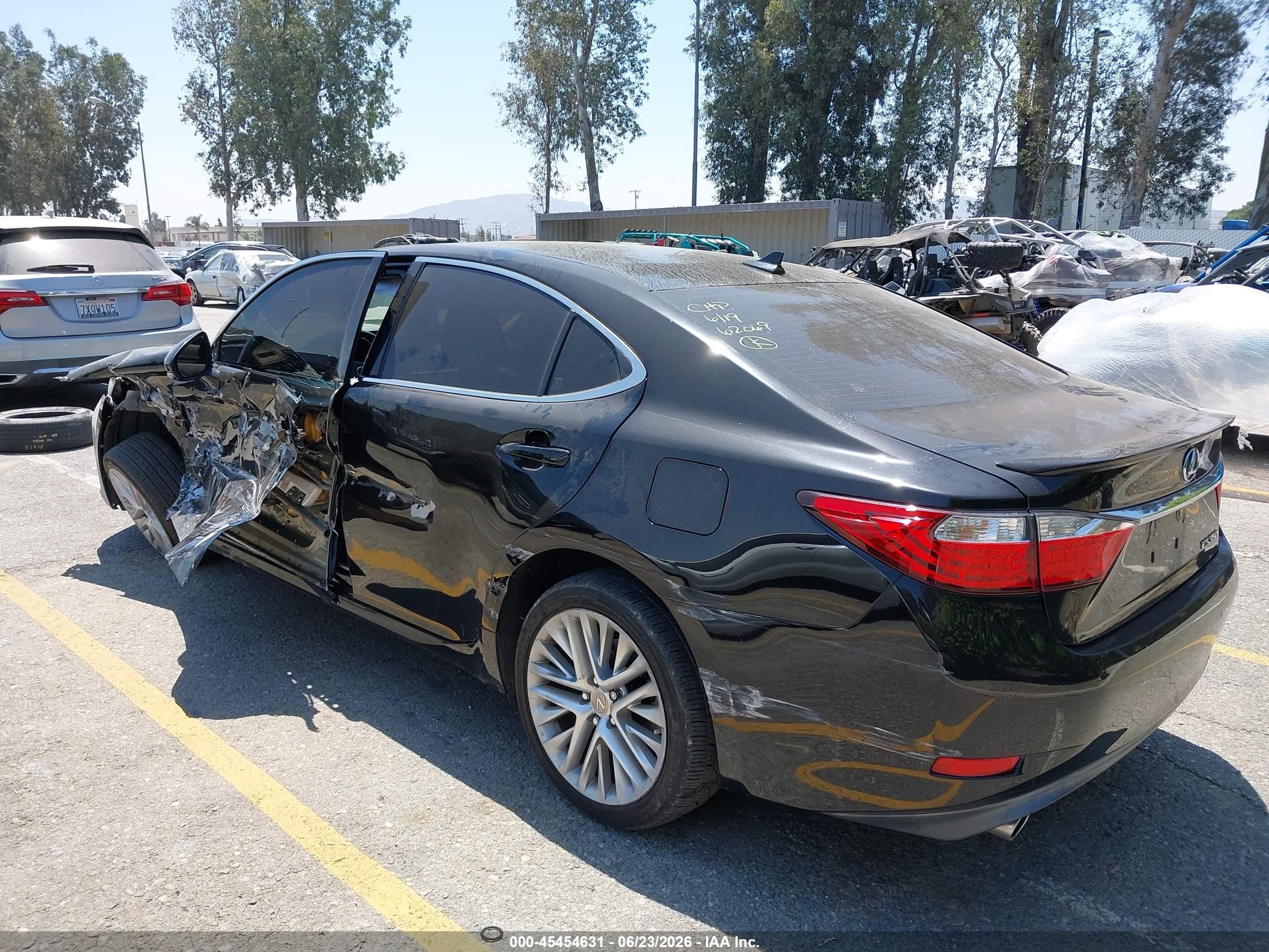 2014 Lexus Es 350   Black vin: JTHBK1GG5E2091997