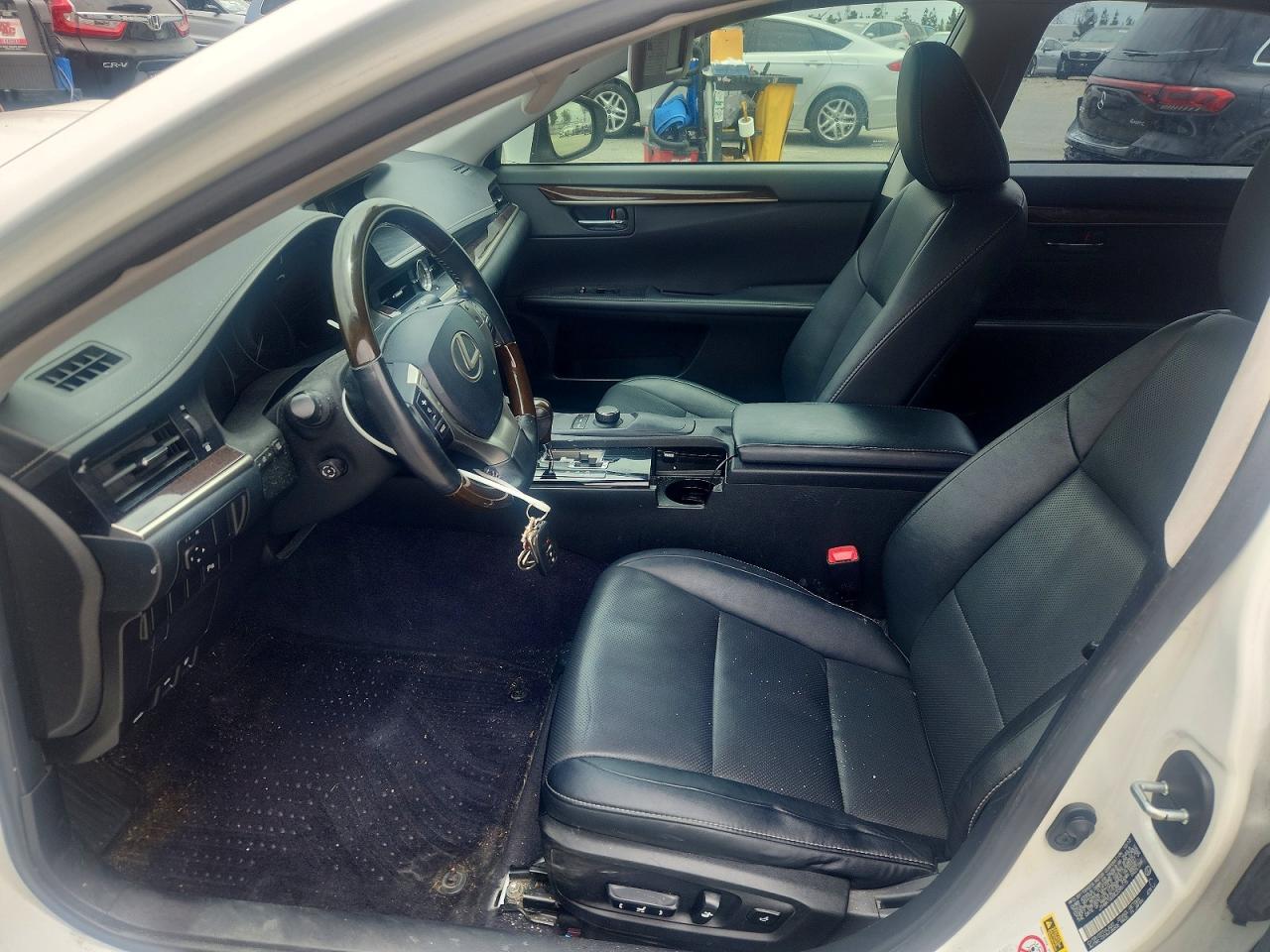 2014 Lexus Es White vin: JTHBK1GG5E2095175
