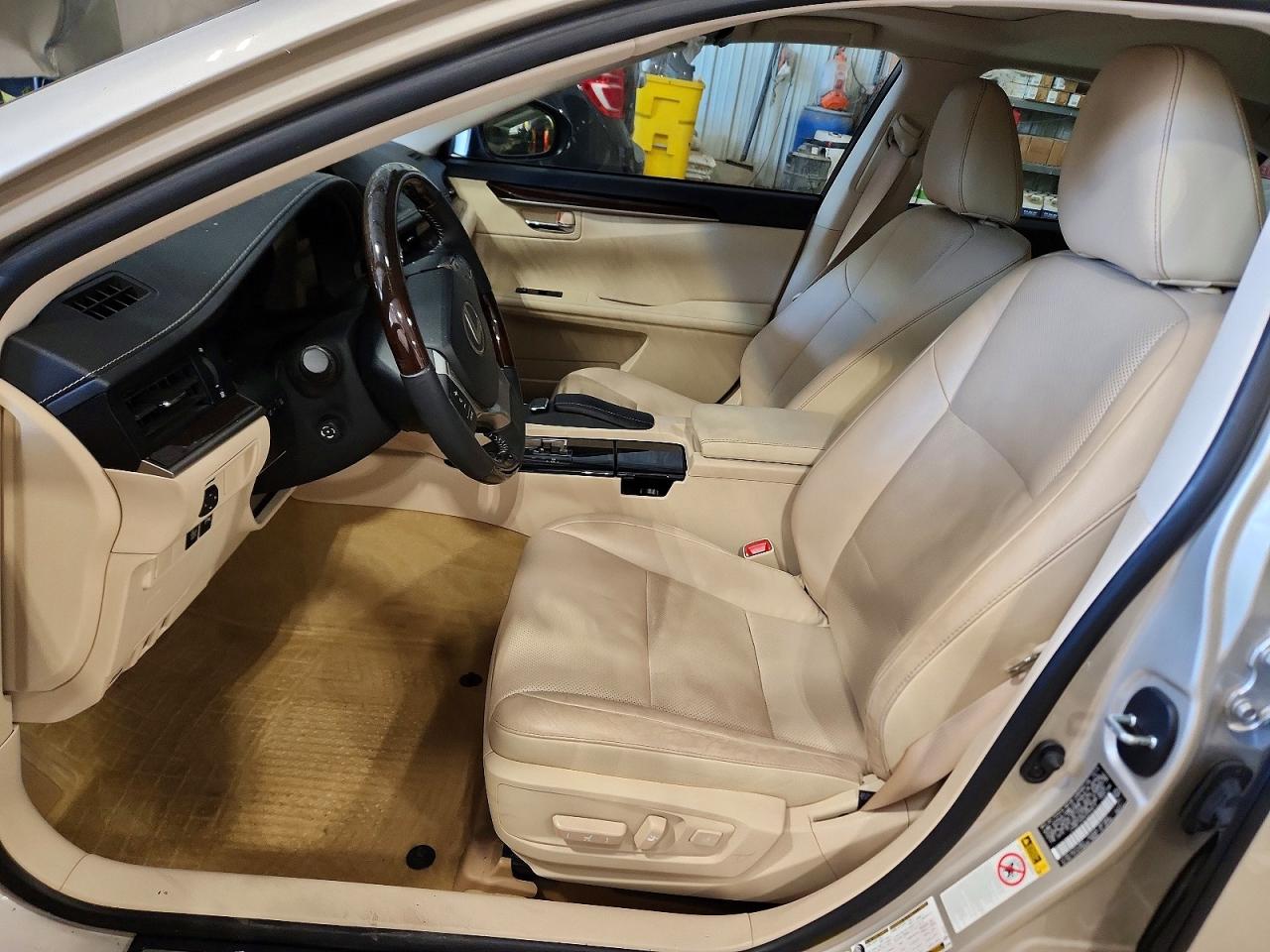 2014 Lexus Es 350 Tan vin: JTHBK1GG5E2095614