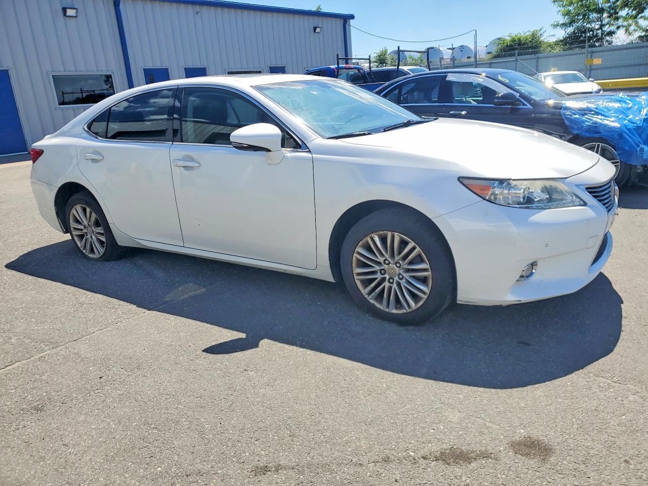 2014 Lexus Es 350 White vin: JTHBK1GG5E2130426