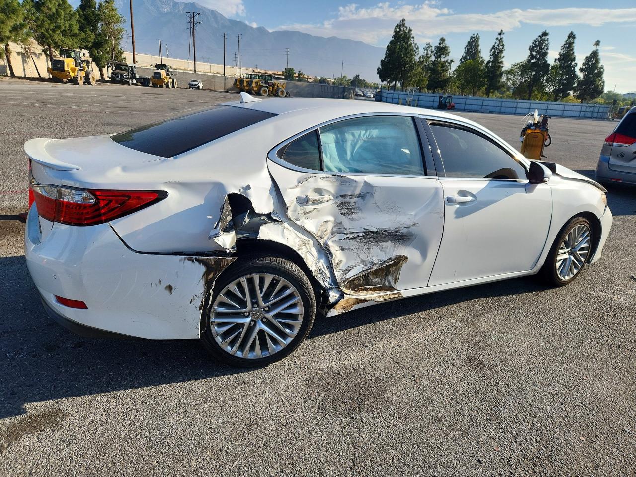 2014 Lexus Es 350 White vin: JTHBK1GG5E2150126