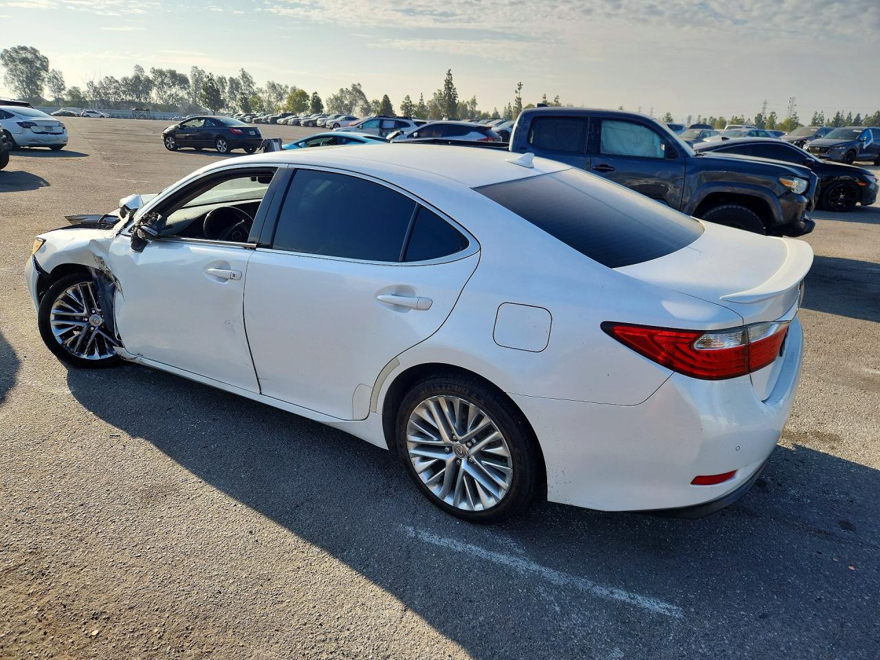 2014 Lexus Es 350 White vin: JTHBK1GG5E2150126