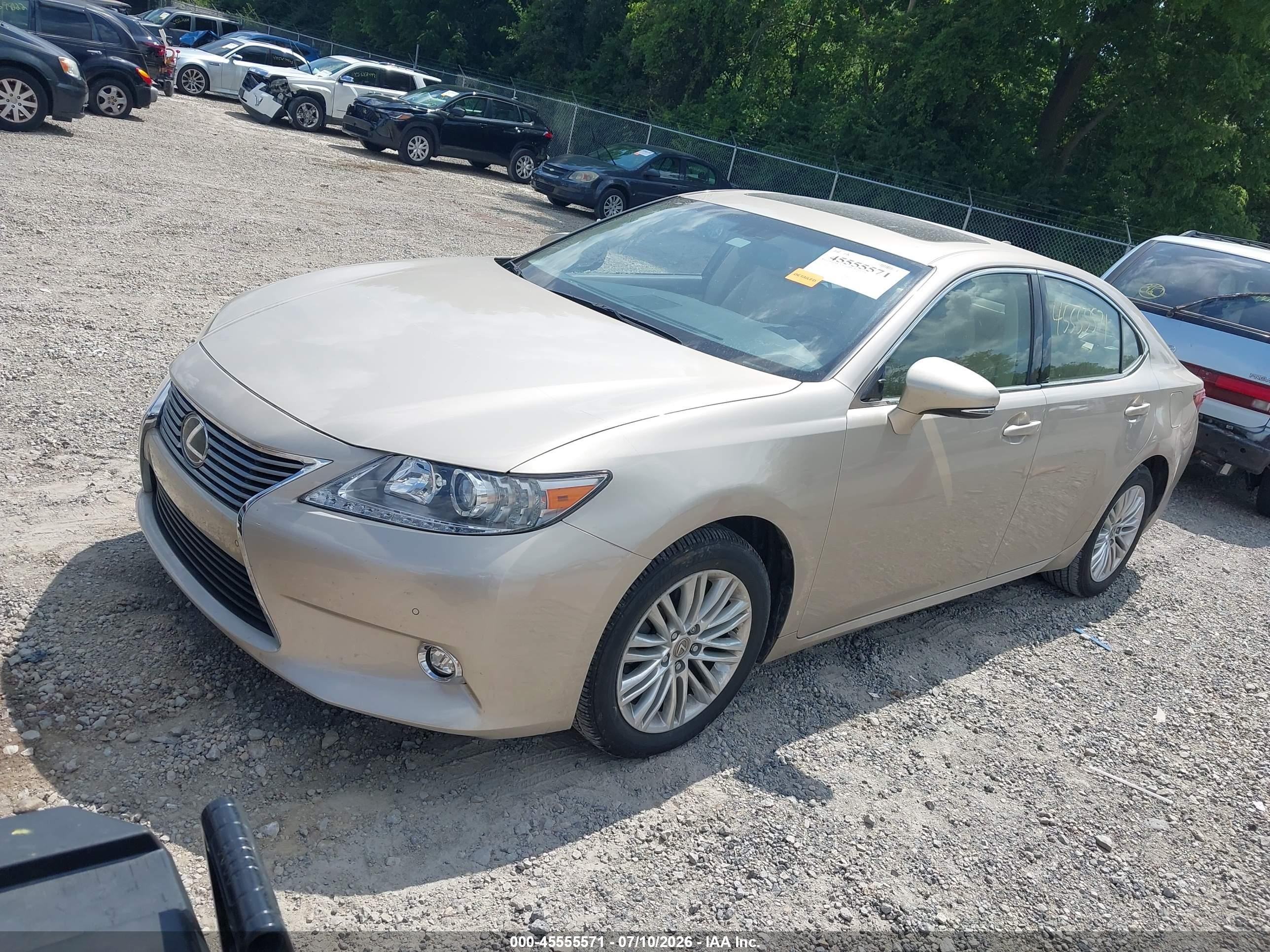 2015 Lexus Es 350 Beige vin: JTHBK1GG5F2176825