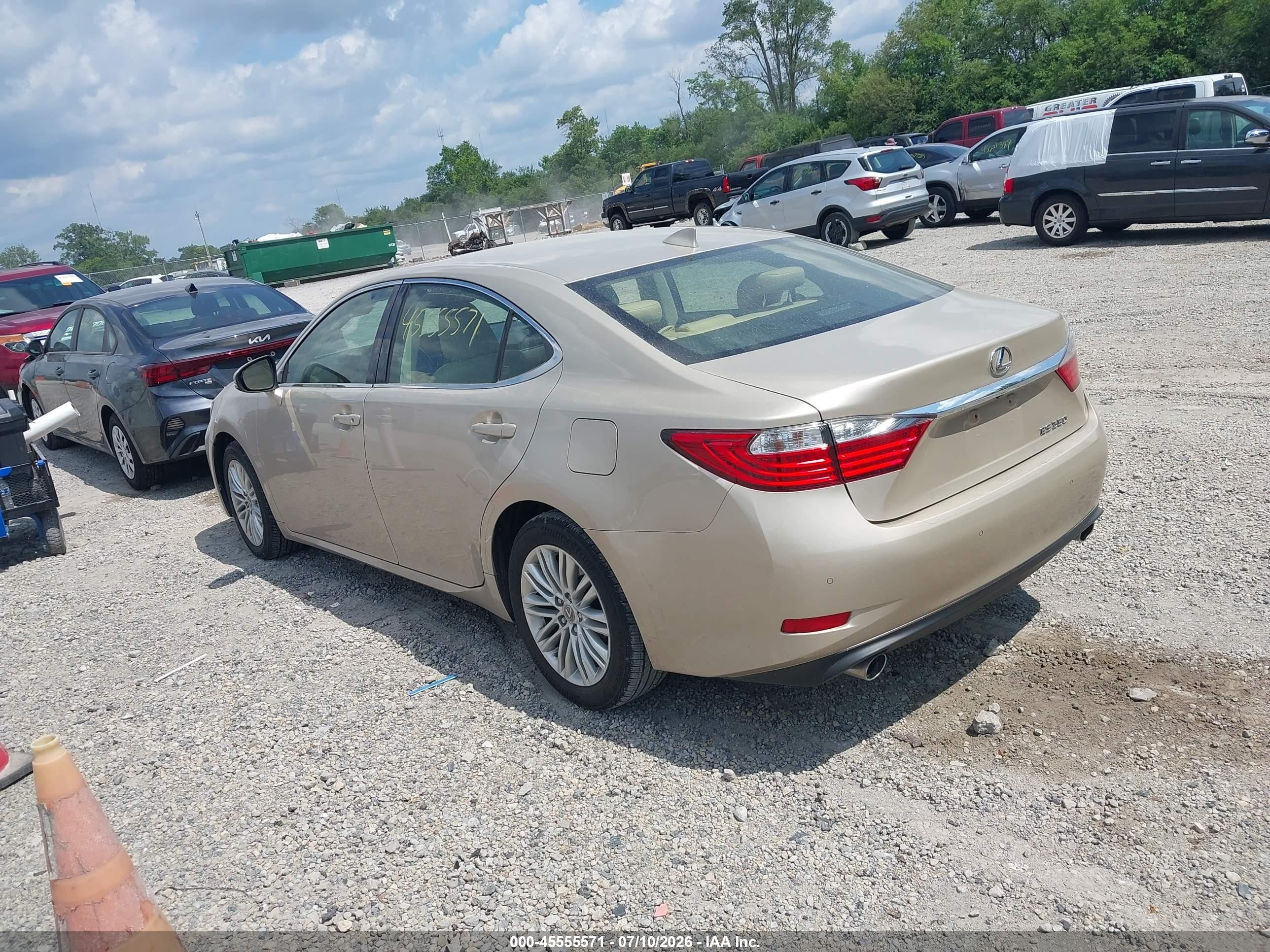 2015 Lexus Es 350 Beige vin: JTHBK1GG5F2176825