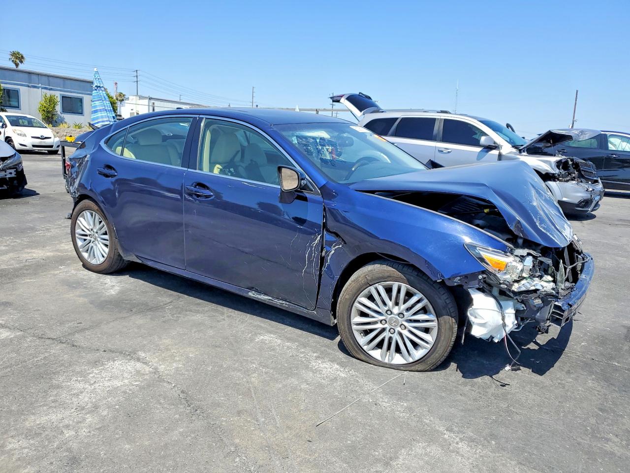 2015 Lexus Es 350 Blue vin: JTHBK1GG5F2190577