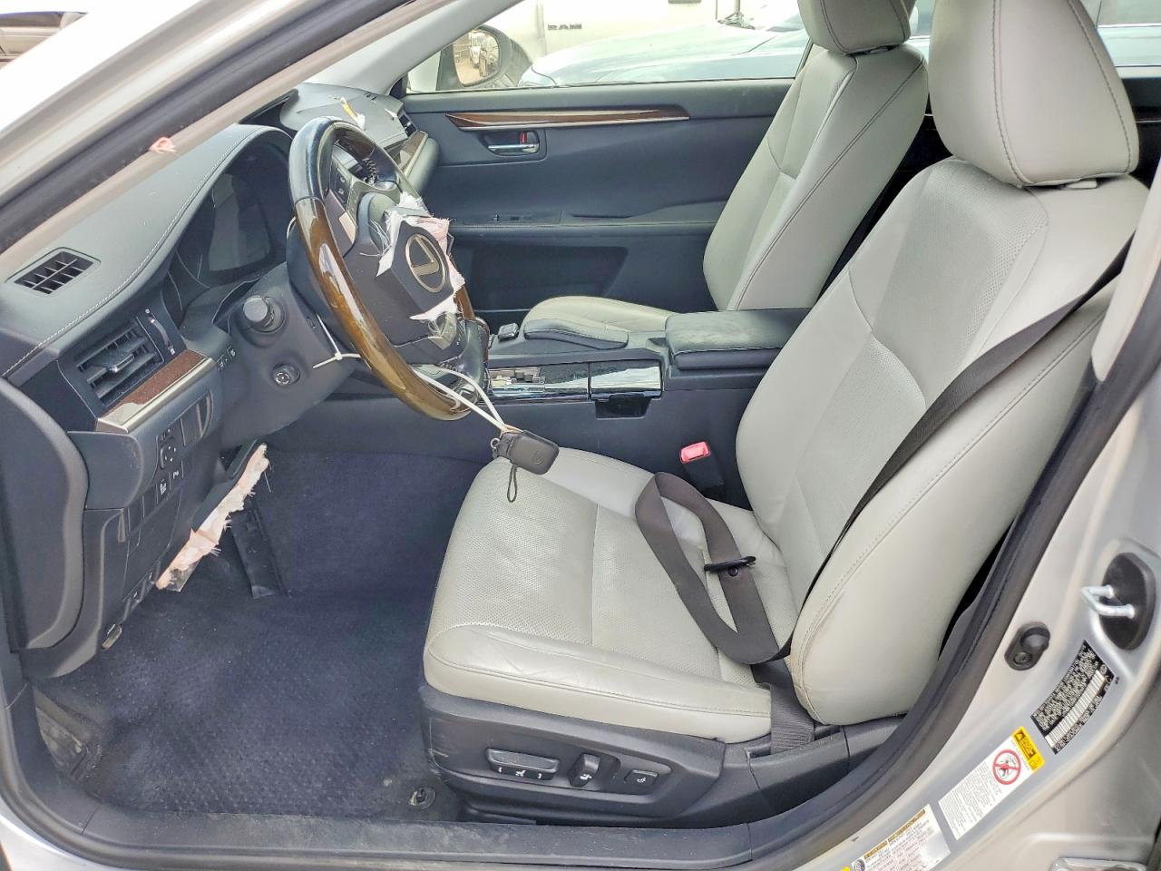 2015 Lexus Es 350 Серебряный vin: JTHBK1GG5F2209418