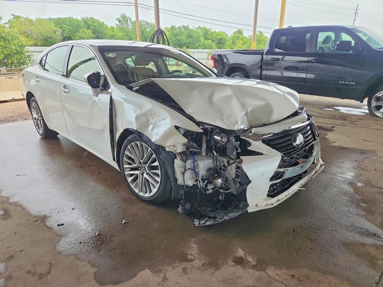 2016 Lexus Es 350 White vin: JTHBK1GG5G2228231