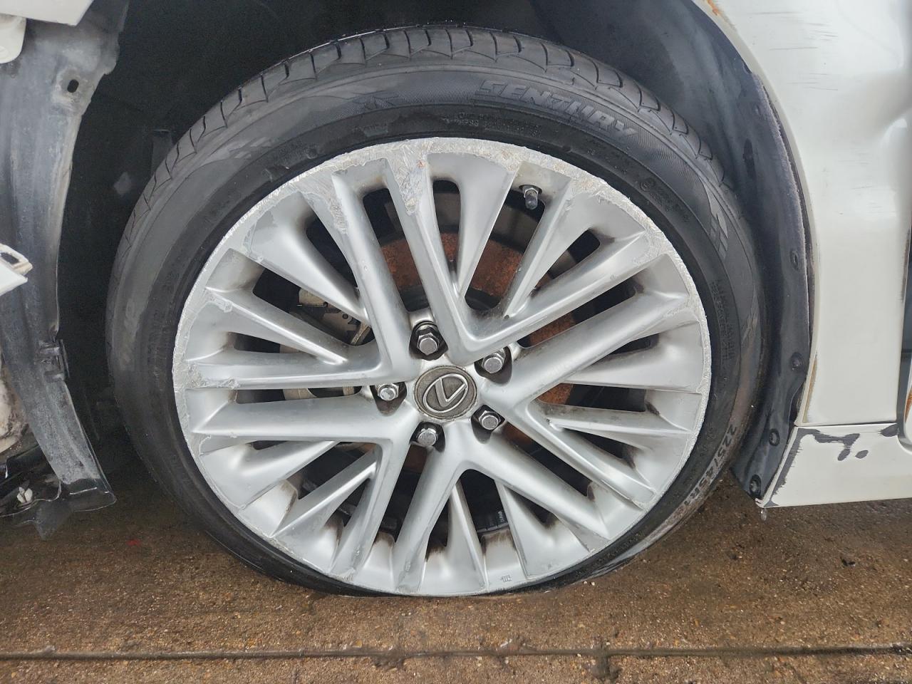 2016 Lexus Es 350 White vin: JTHBK1GG5G2228231 Damage: Left Front Wheel, Curb Rash, > 12 Inches