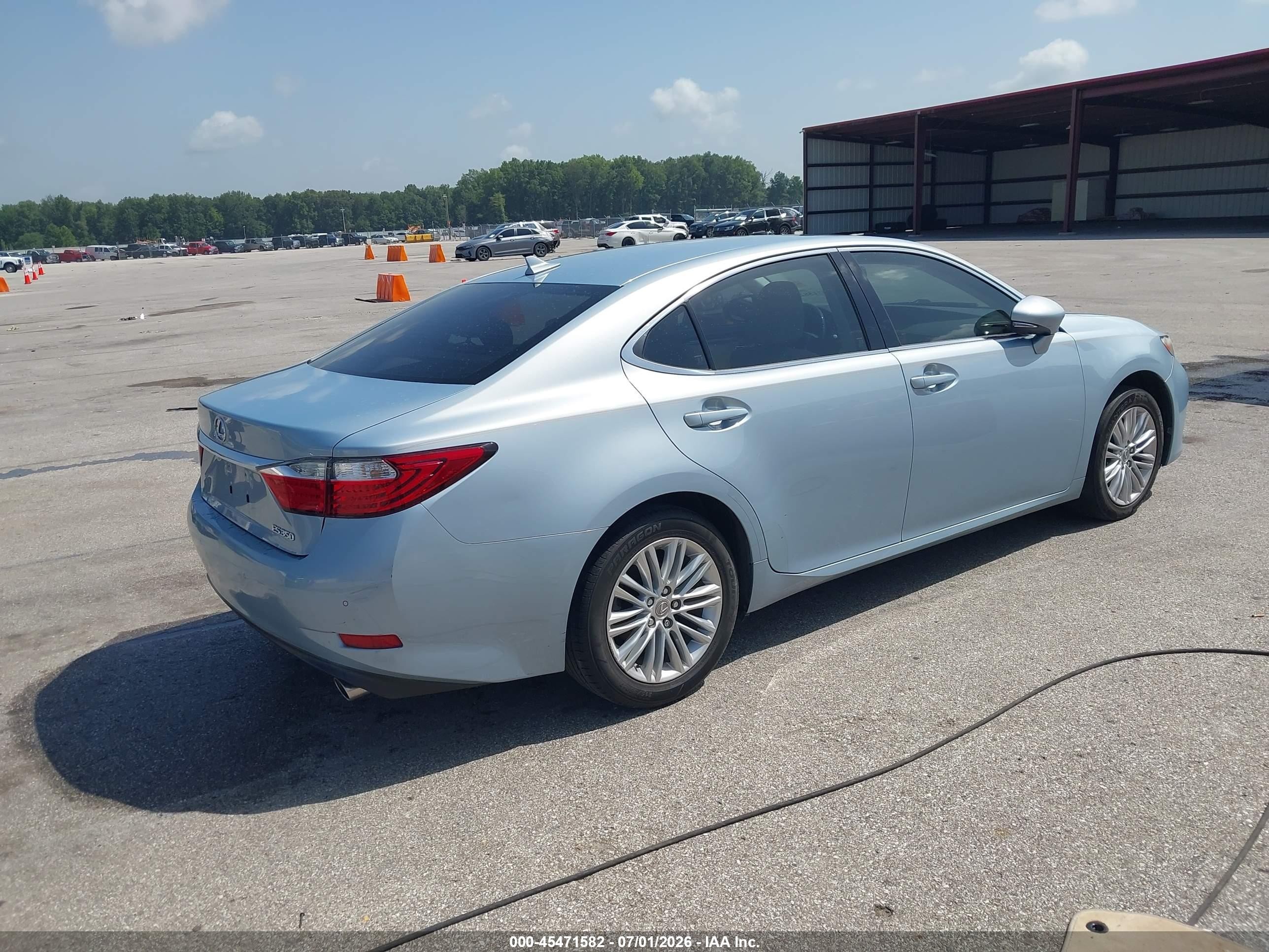 2013 Lexus Es 350   Light Blue vin: JTHBK1GG6D2000959