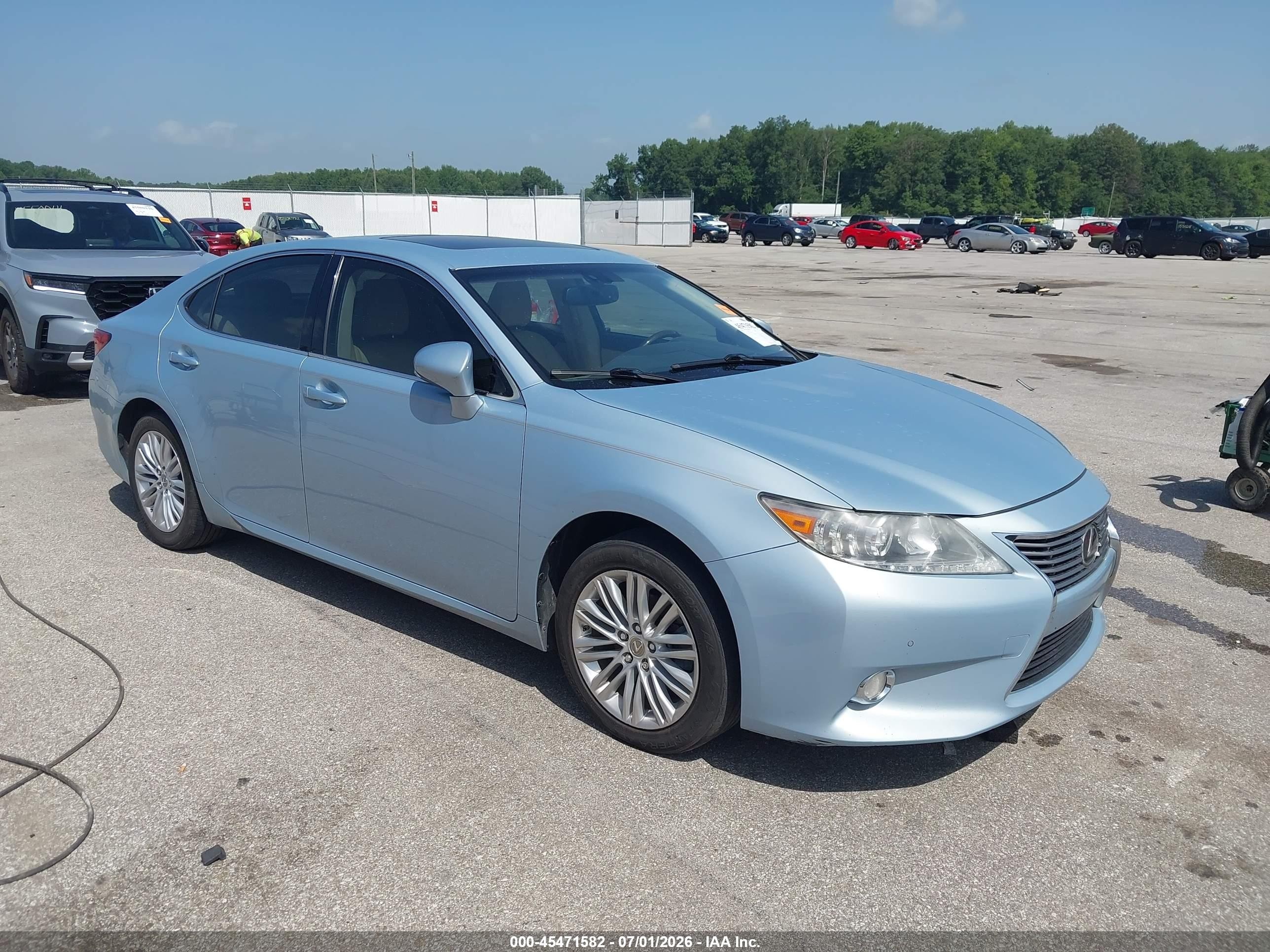 2013 Lexus Es 350   Light Blue vin: JTHBK1GG6D2000959