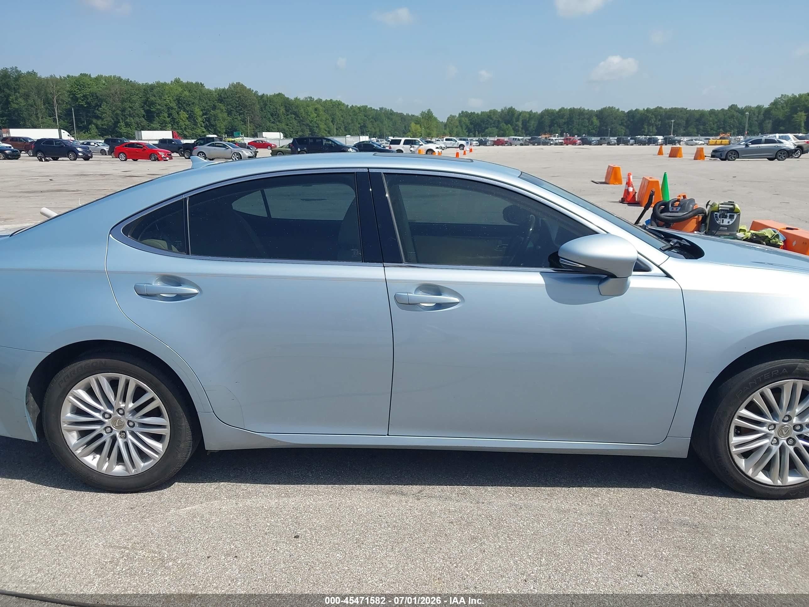 2013 Lexus Es 350   Light Blue vin: JTHBK1GG6D2000959
