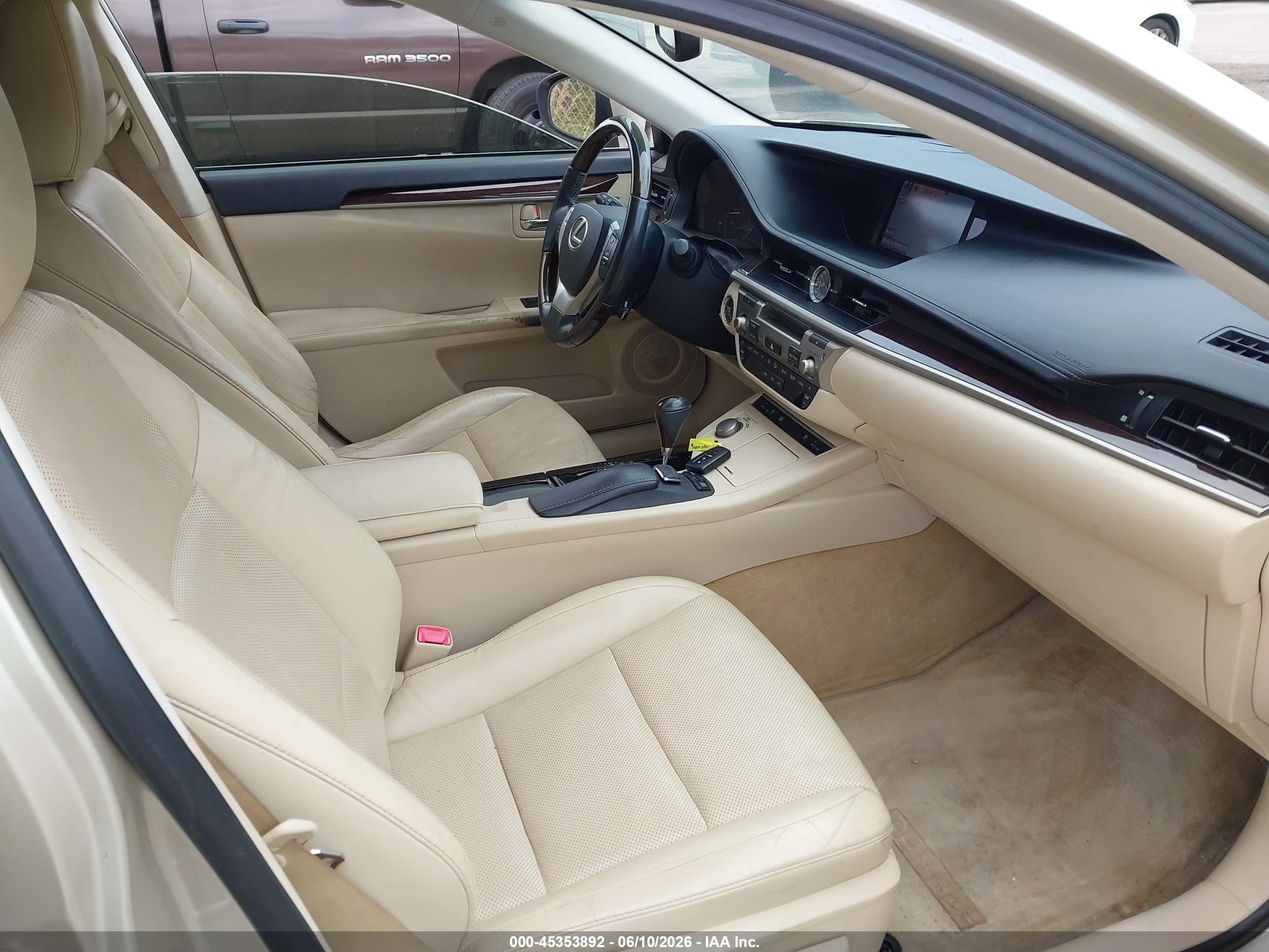 2013 Lexus Es 350   Gold vin: JTHBK1GG6D2004414