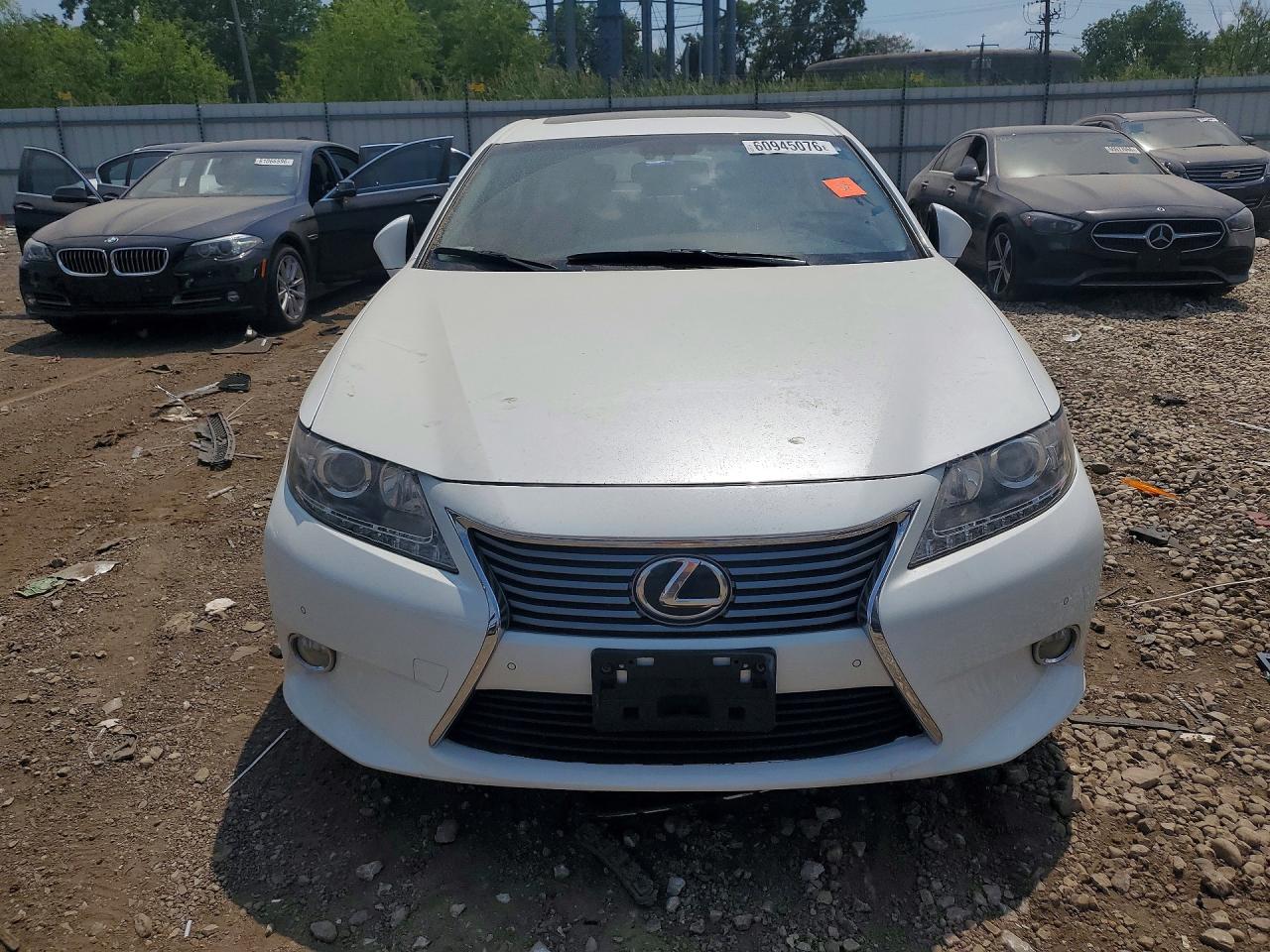 2013 Lexus Es 350 Белый vin: JTHBK1GG6D2004610