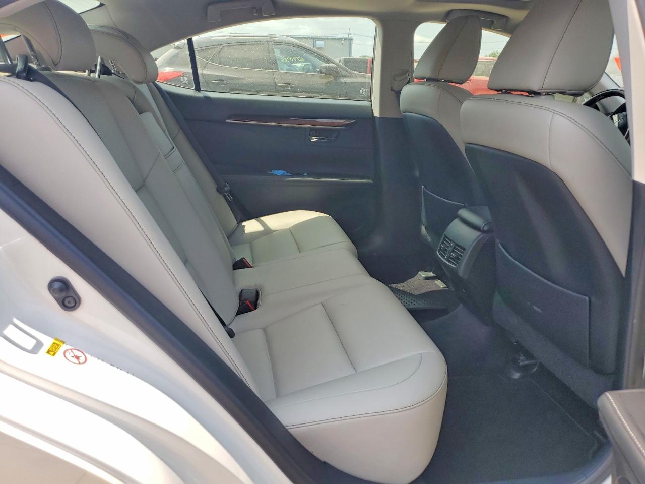 2013 Lexus Es 350 Белый vin: JTHBK1GG6D2004610