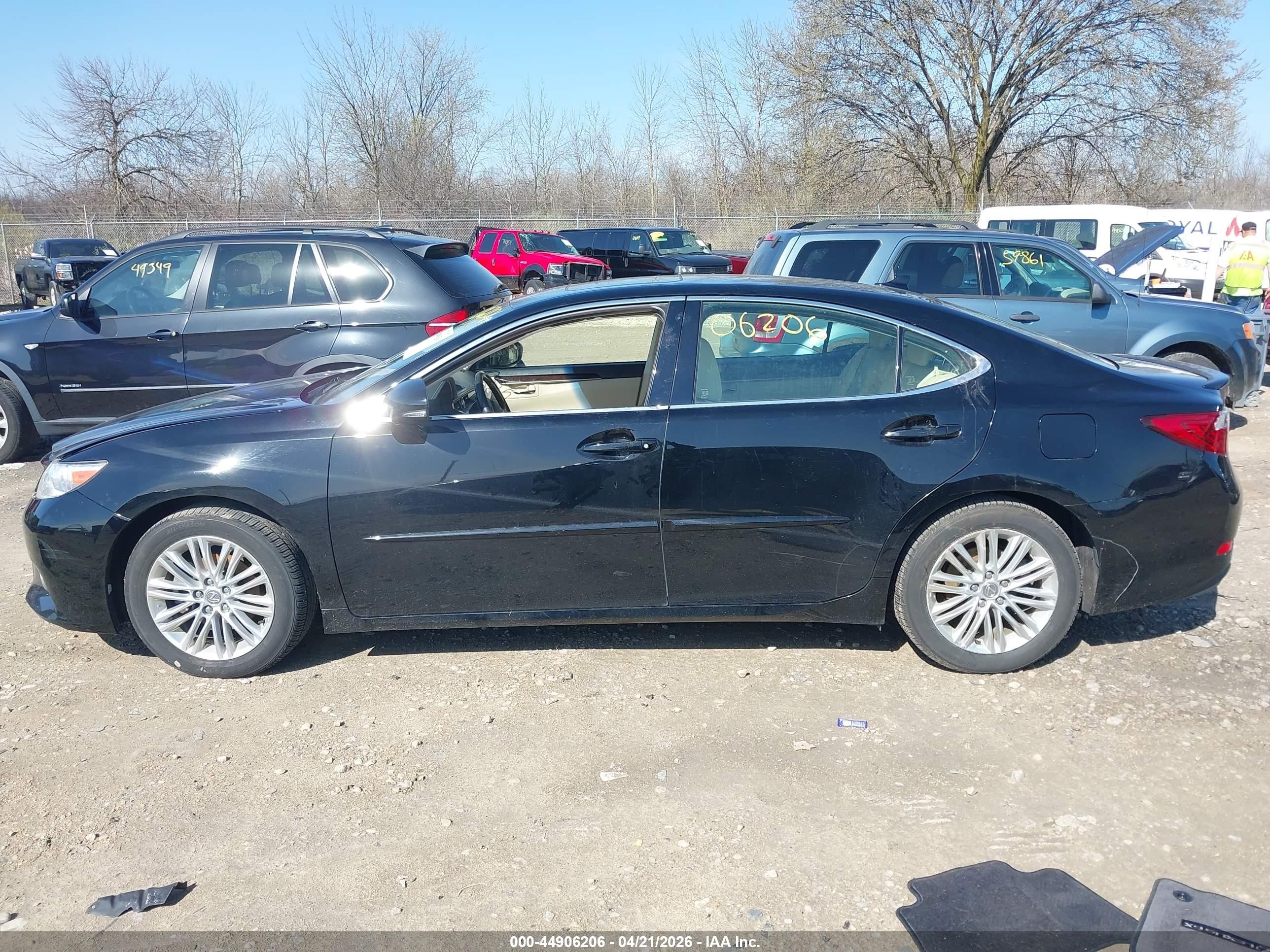 2013 Lexus Es 350   Черный vin: JTHBK1GG6D2013338
