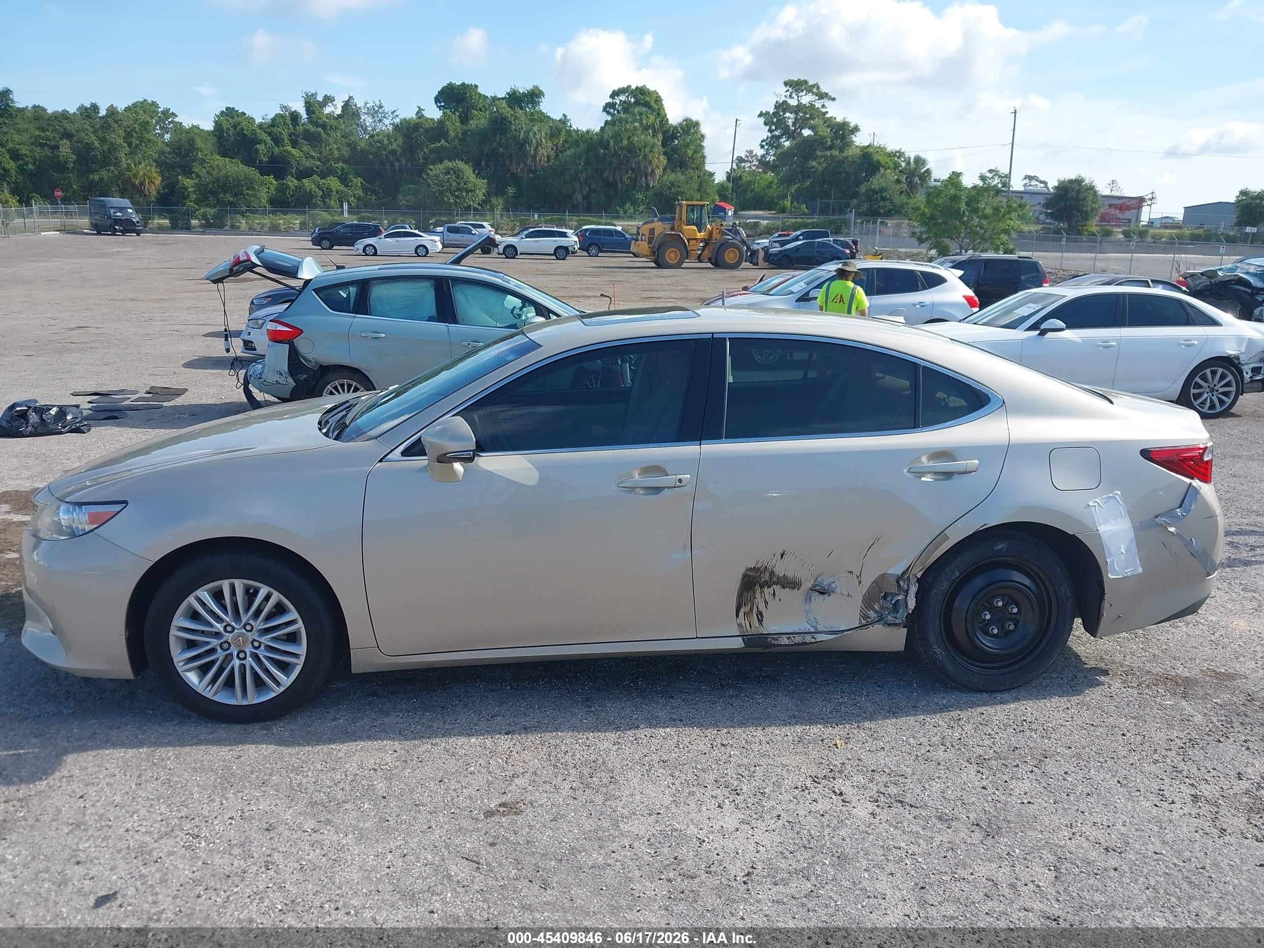 2013 Lexus Es 350 Tan vin: JTHBK1GG6D2046856