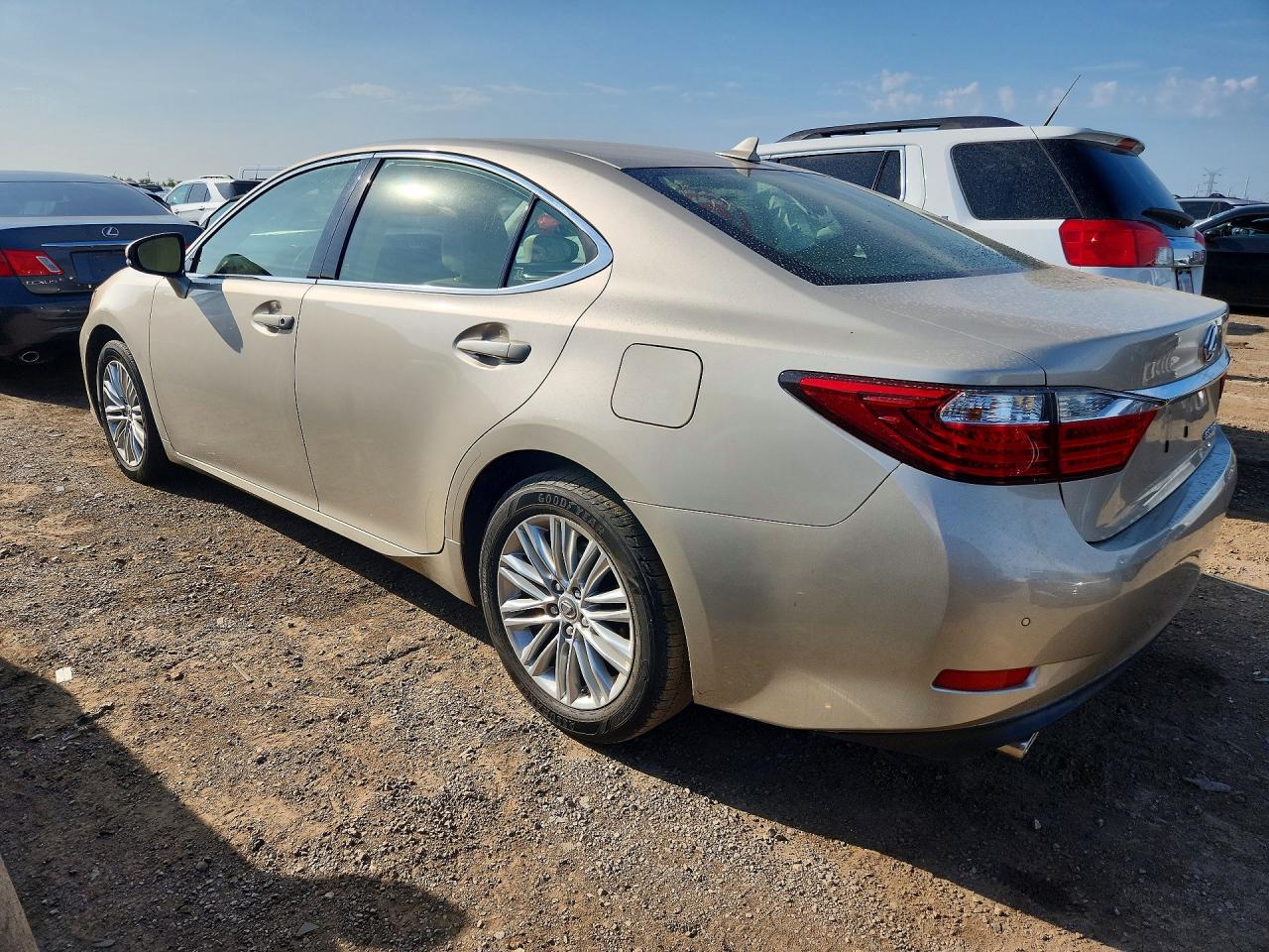 2013 Lexus Es 350 Beige vin: JTHBK1GG6D2047604