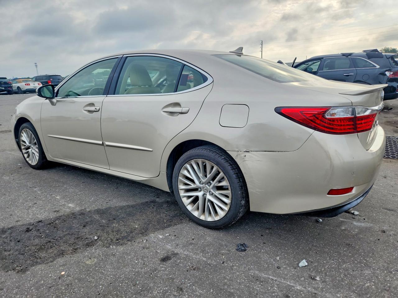 2013 Lexus Es 350 Gold vin: JTHBK1GG6D2053578