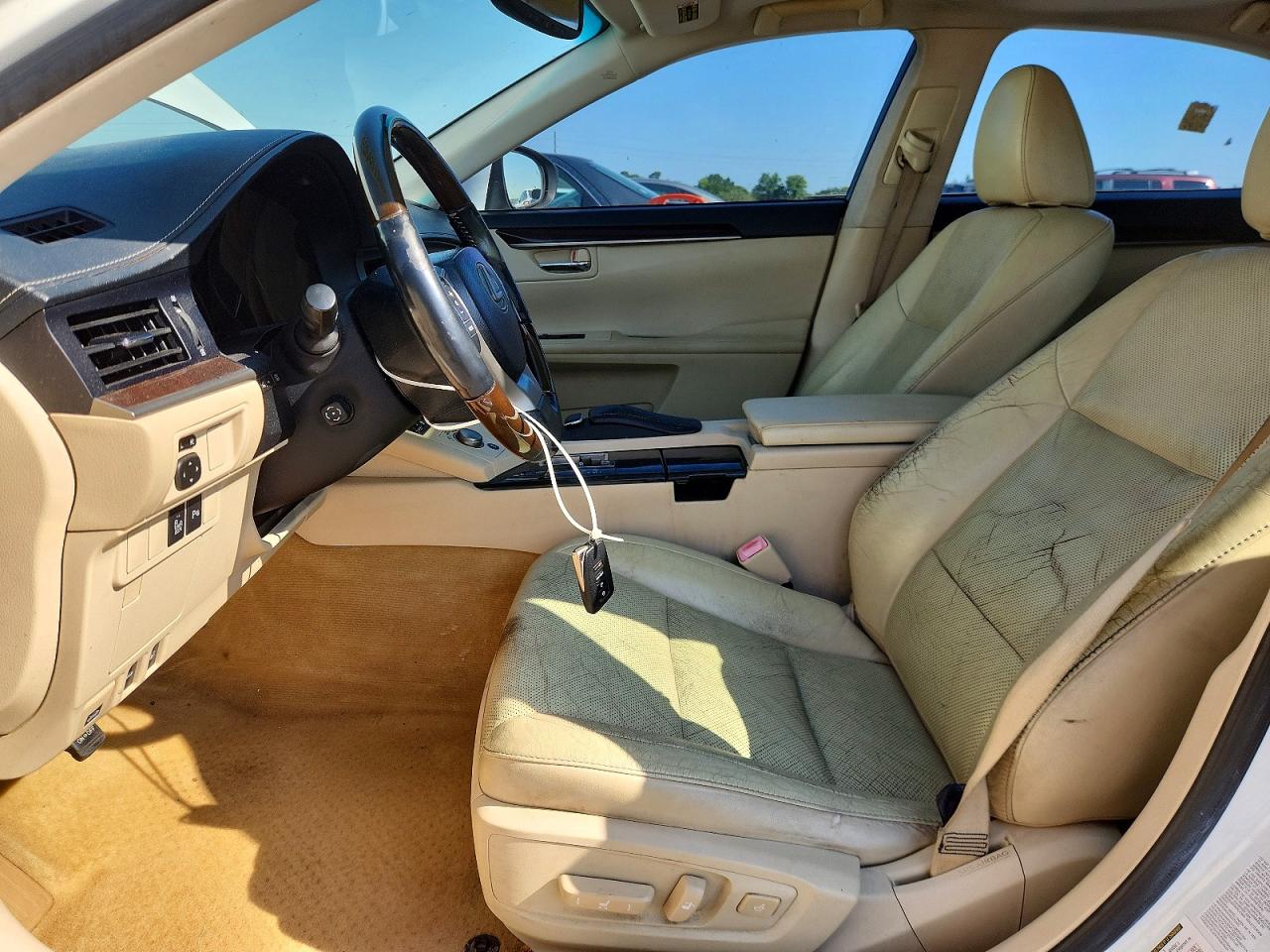 2013 Lexus Es 350 Белый vin: JTHBK1GG6D2062975