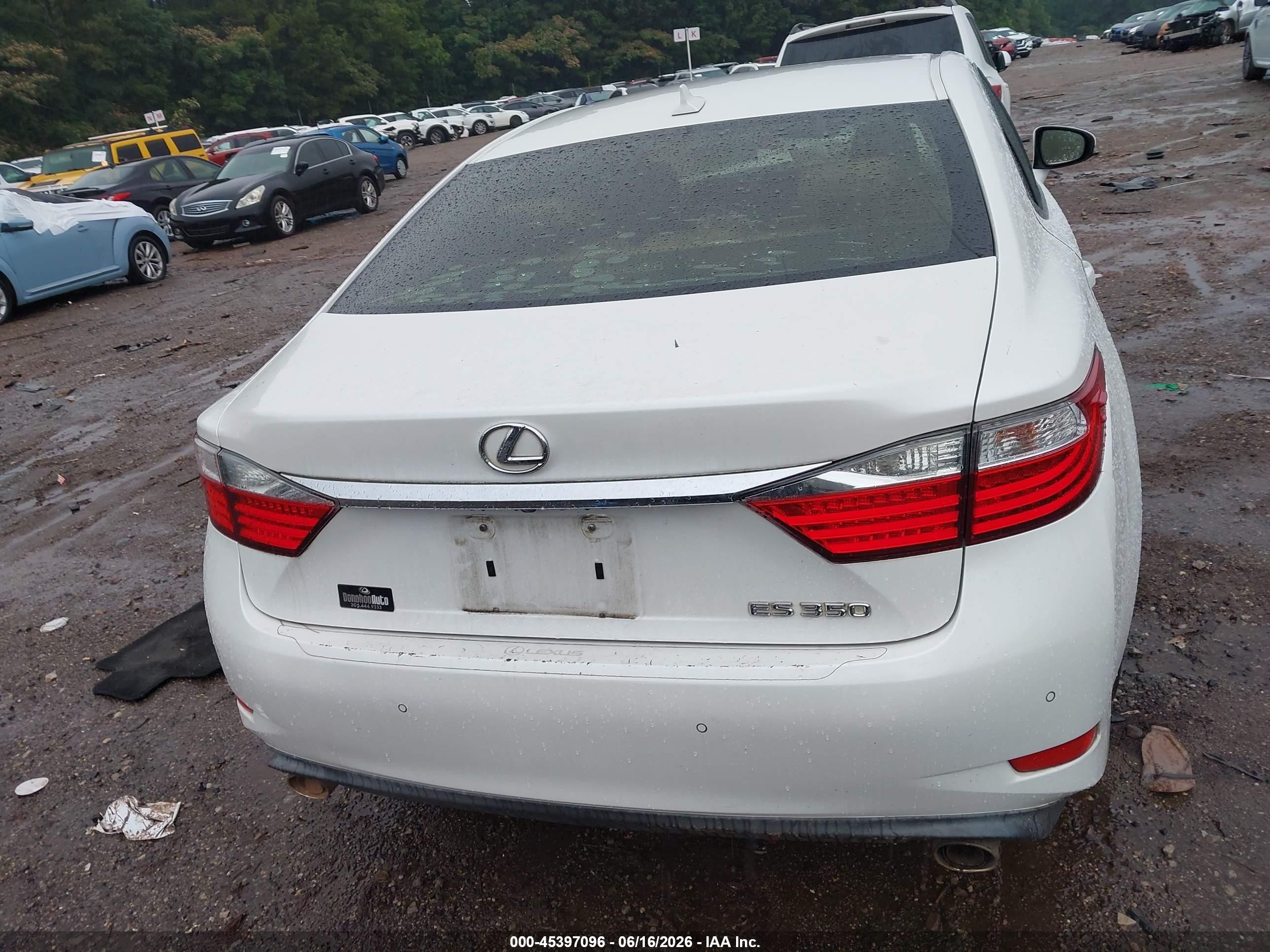 2013 Lexus Es 350   White vin: JTHBK1GG6D2069165
