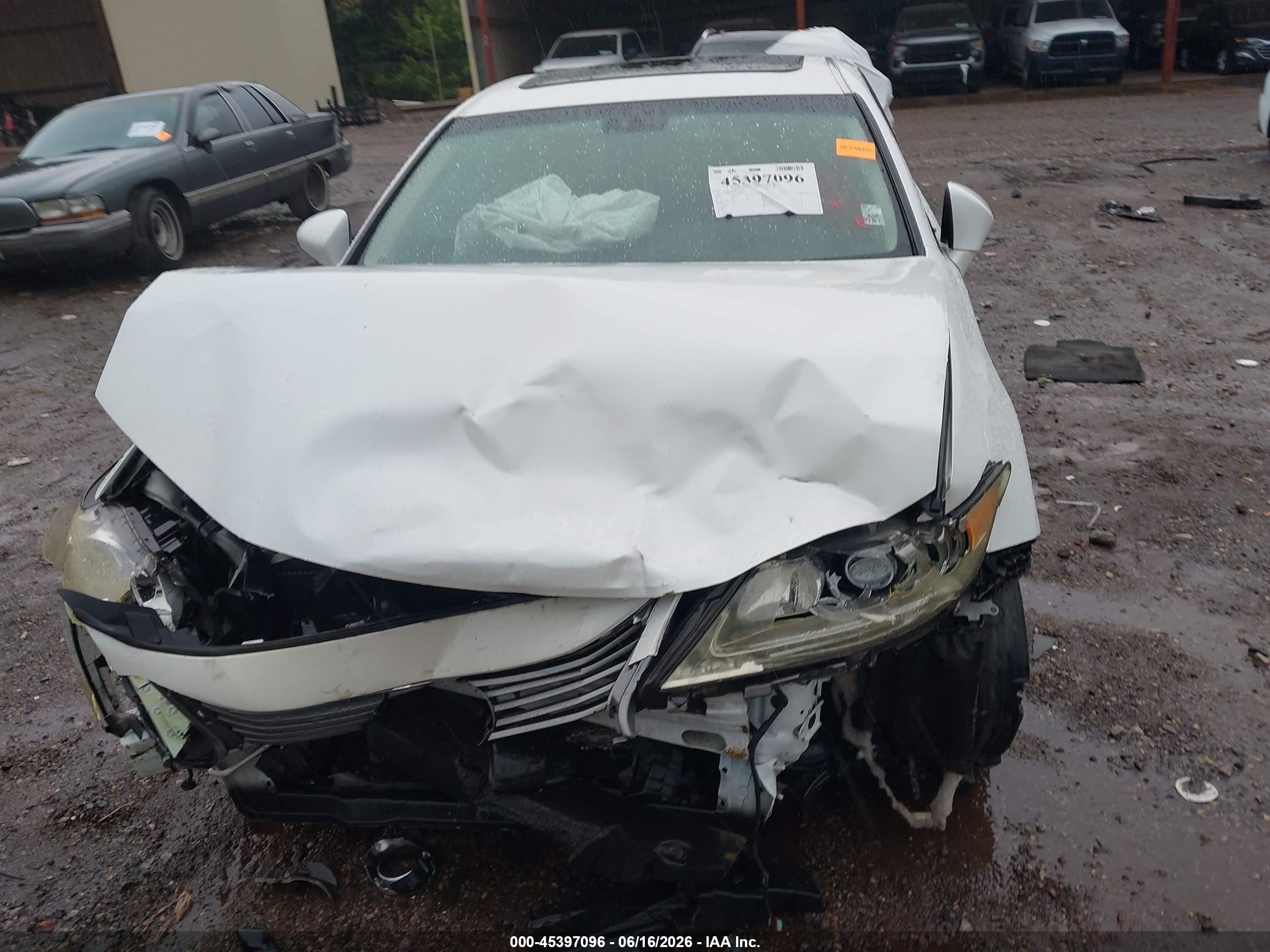 2013 Lexus Es 350   White vin: JTHBK1GG6D2069165