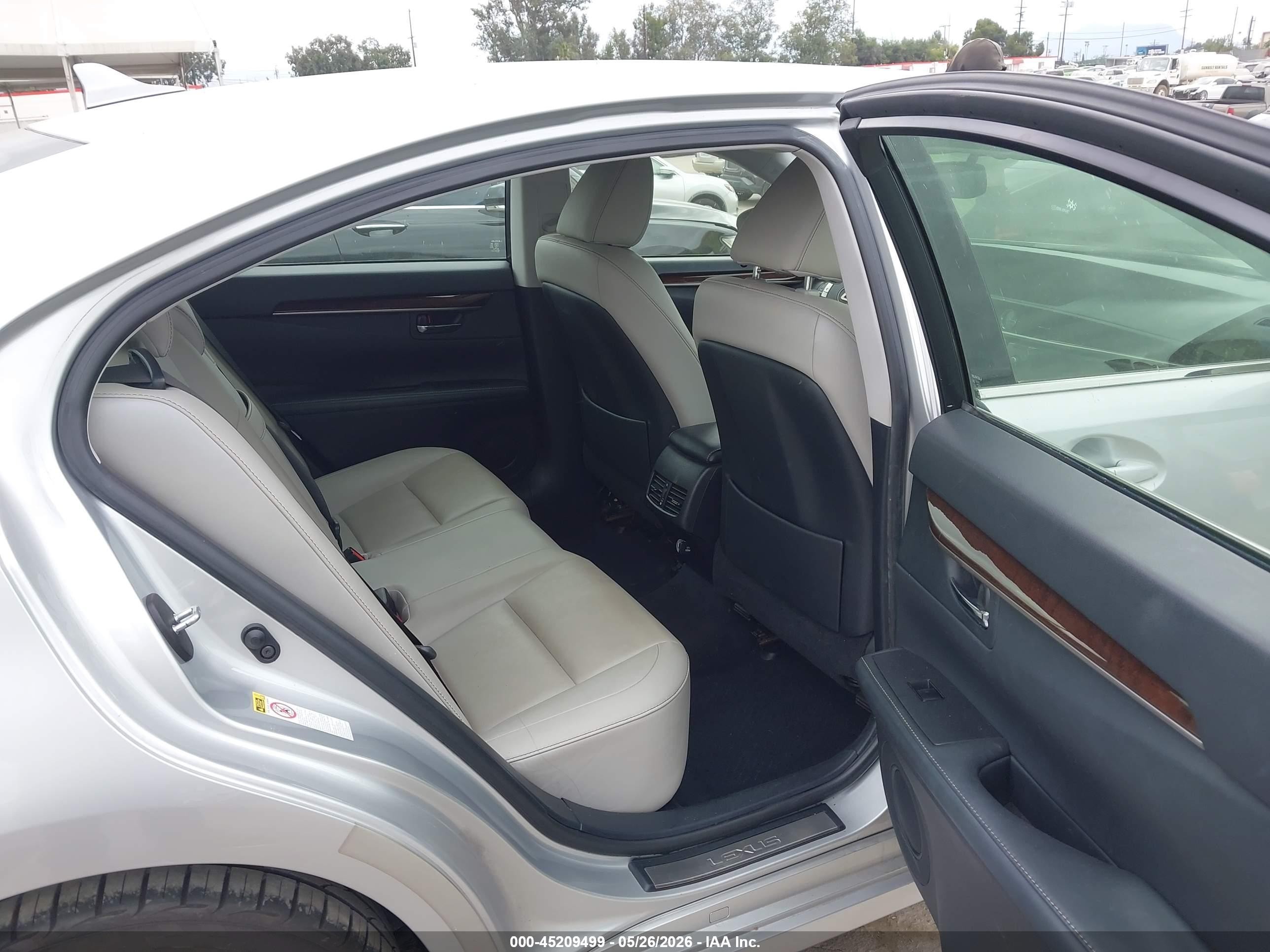 2013 Lexus Es 350   Silver vin: JTHBK1GG6D2076648