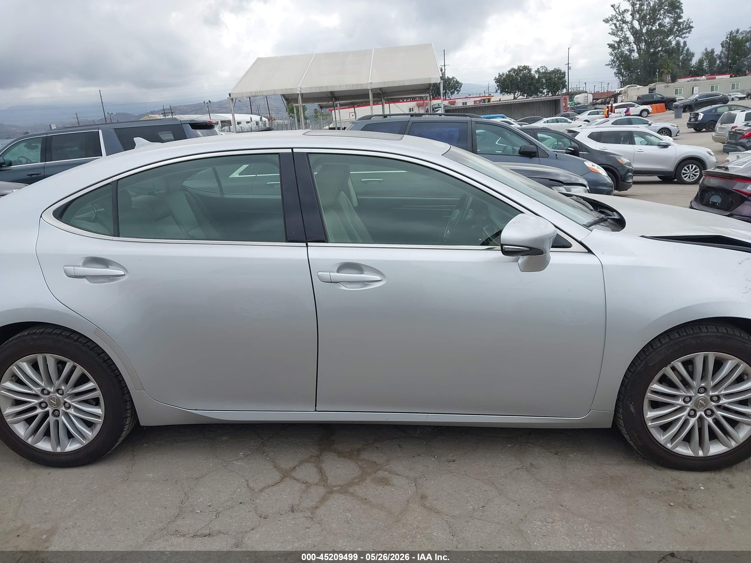 2013 Lexus Es 350   Silver vin: JTHBK1GG6D2076648