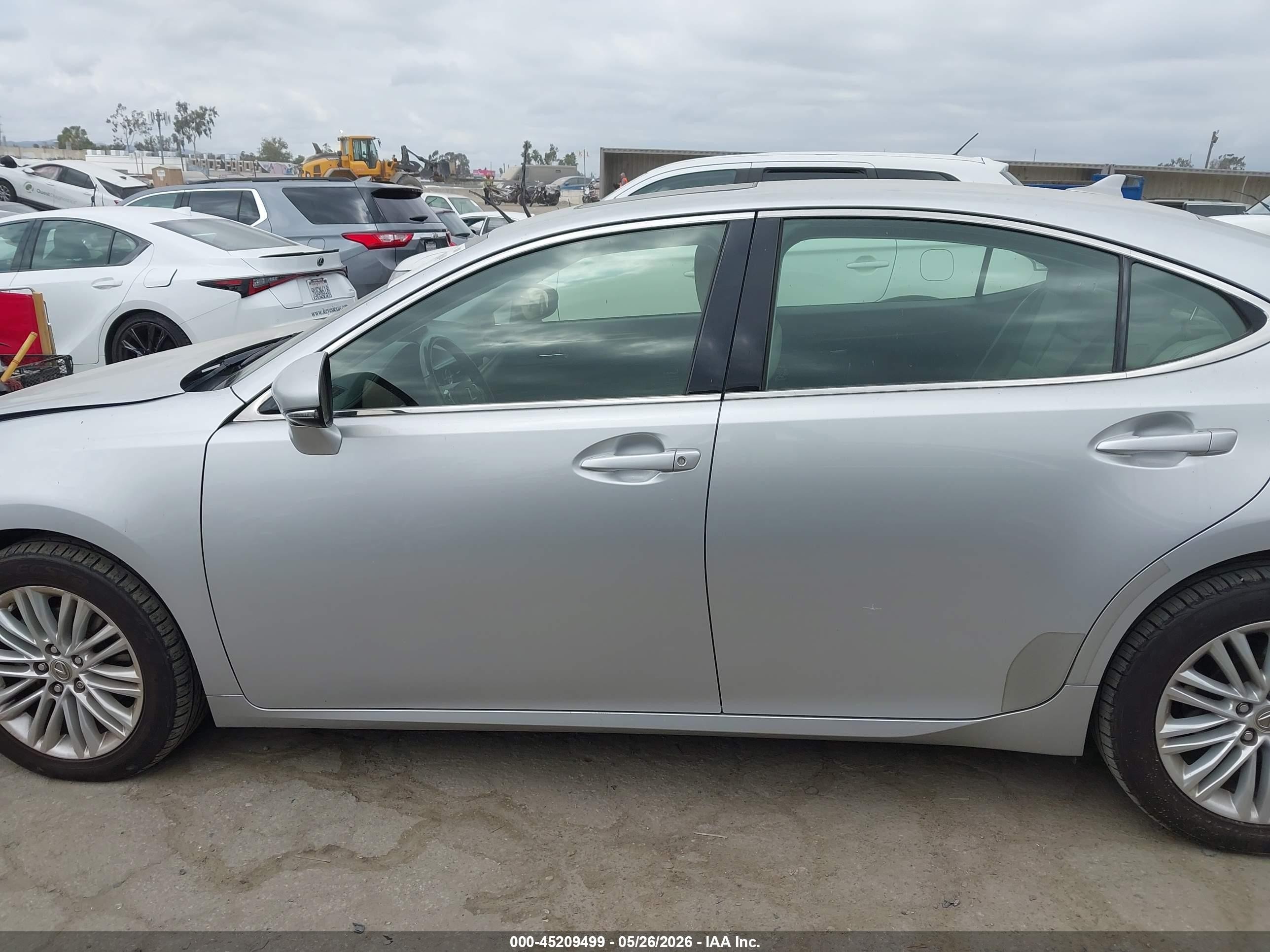 2013 Lexus Es 350   Silver vin: JTHBK1GG6D2076648