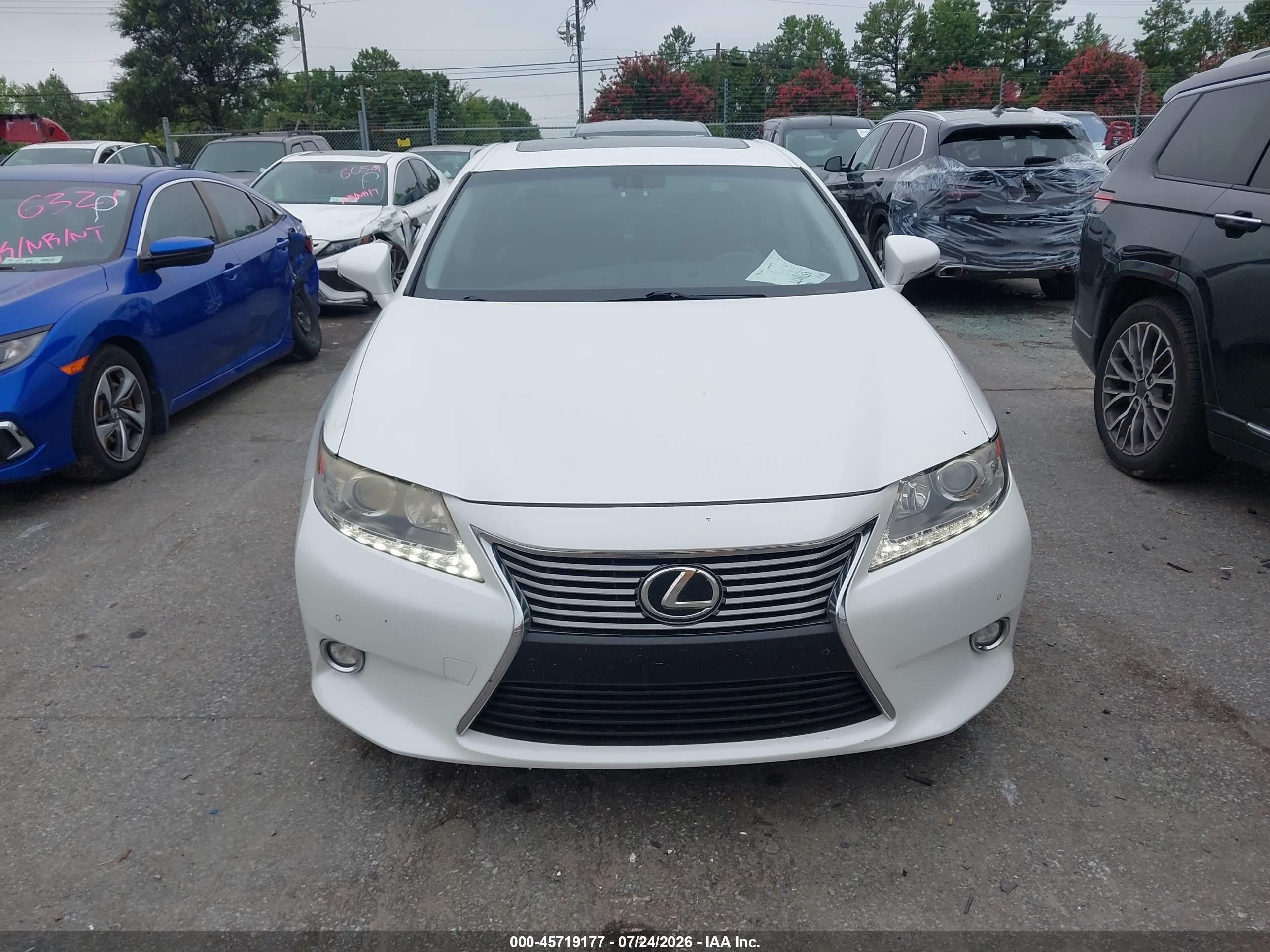 2014 Lexus Es 350   Белый vin: JTHBK1GG6E2086646