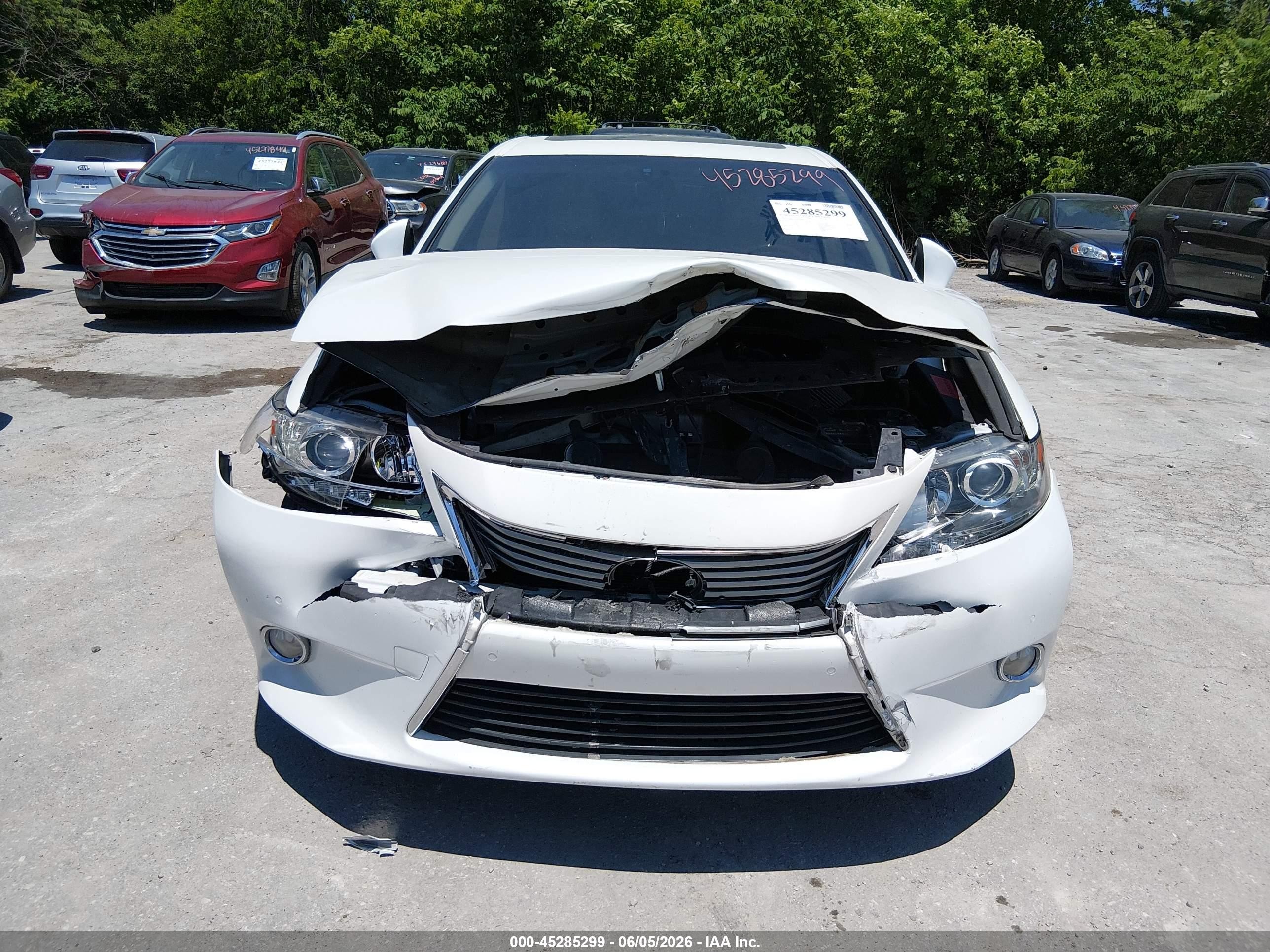 2014 Lexus Es 350   White vin: JTHBK1GG6E2090857